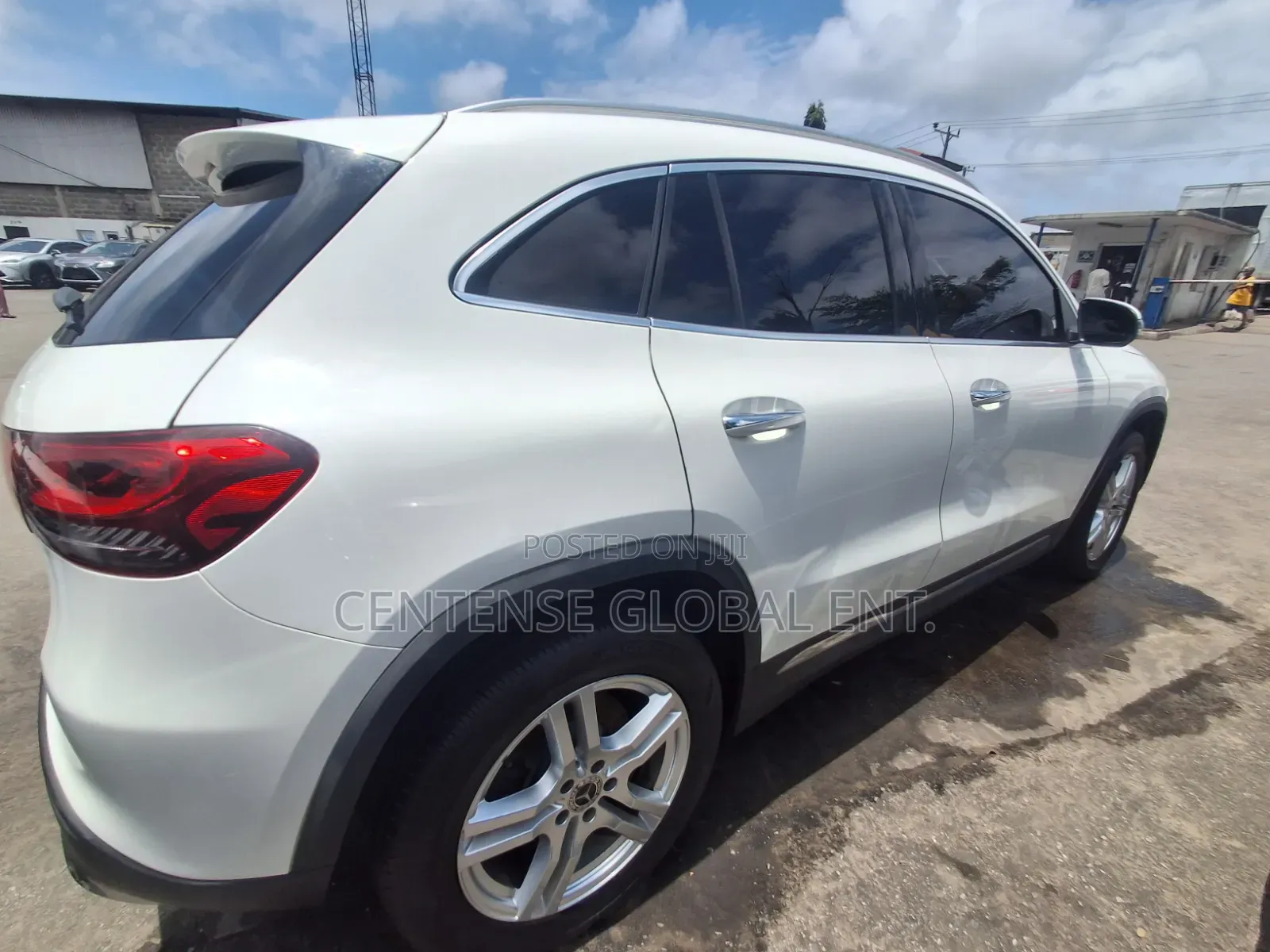Mercedes-Benz GLA 250 2021 White