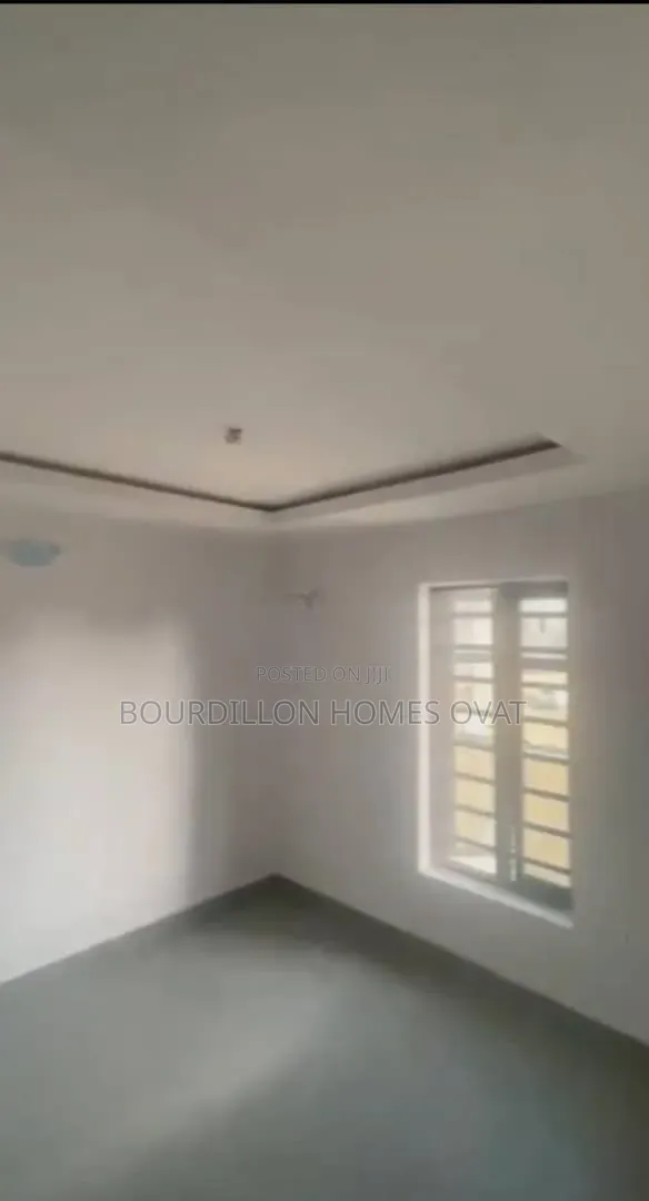 2bdrm Duplex in Ologolo Lekki Lagos for rent