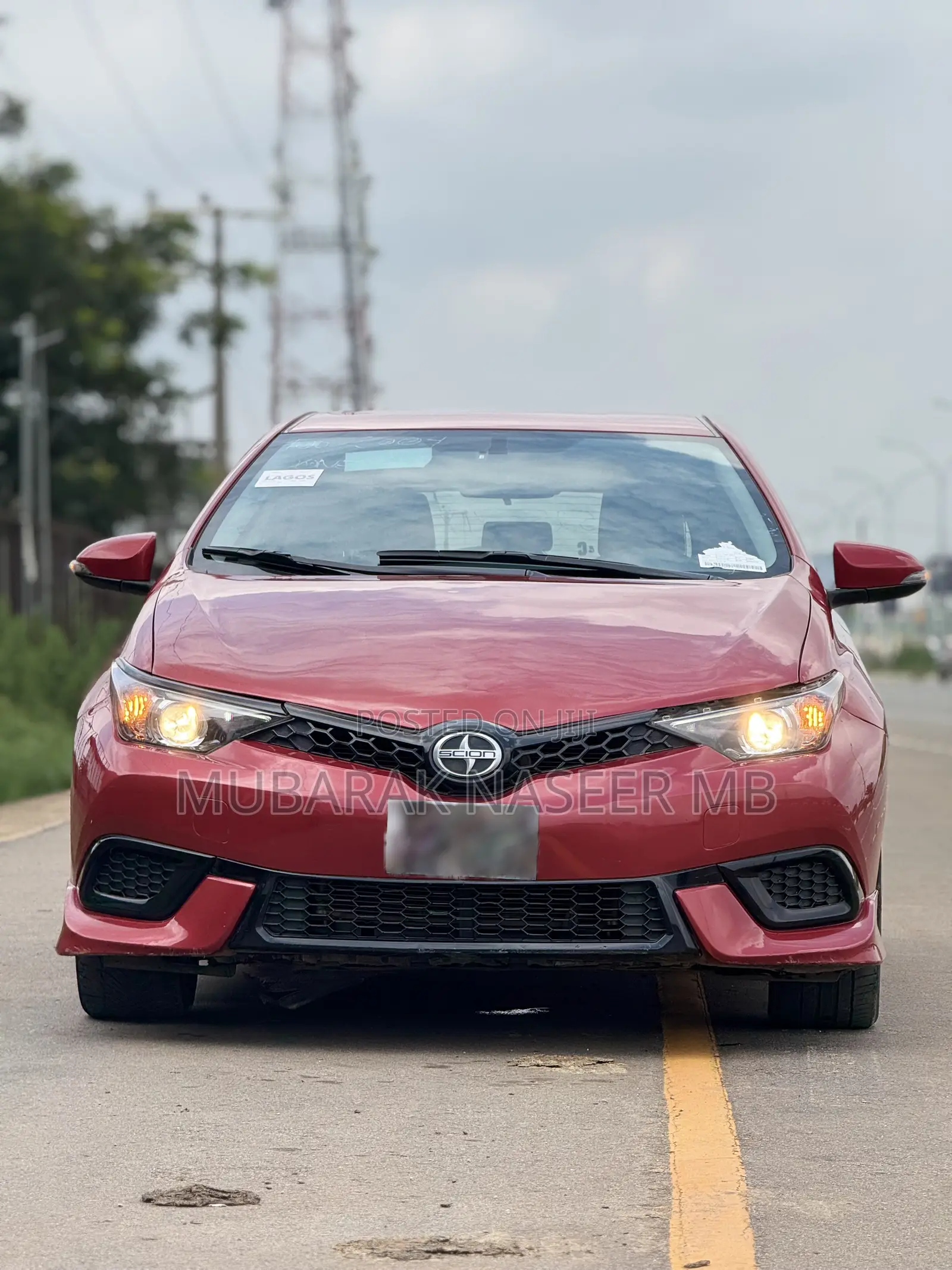 Scion iM Base 2016 Red