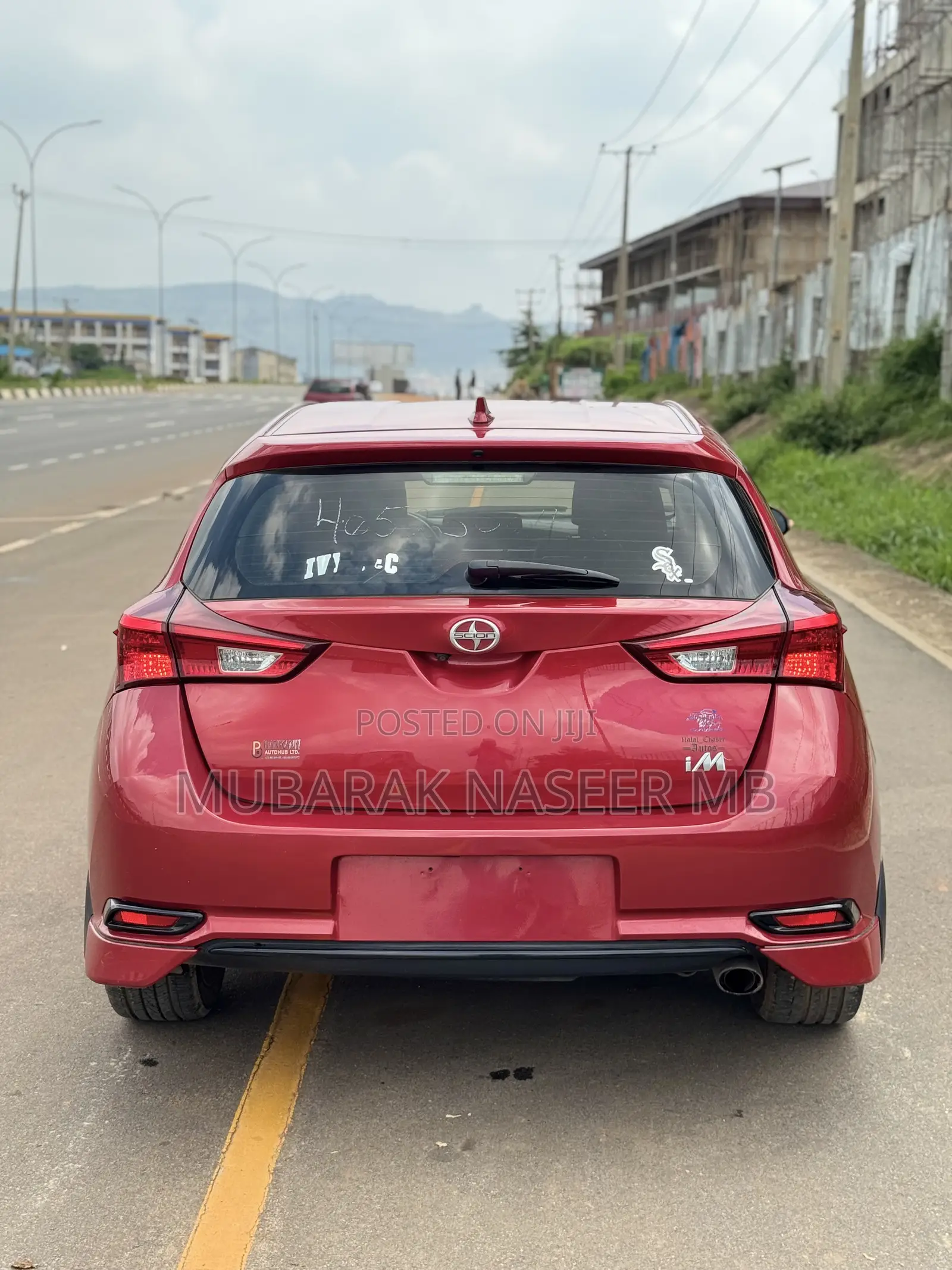Scion iM Base 2016 Red