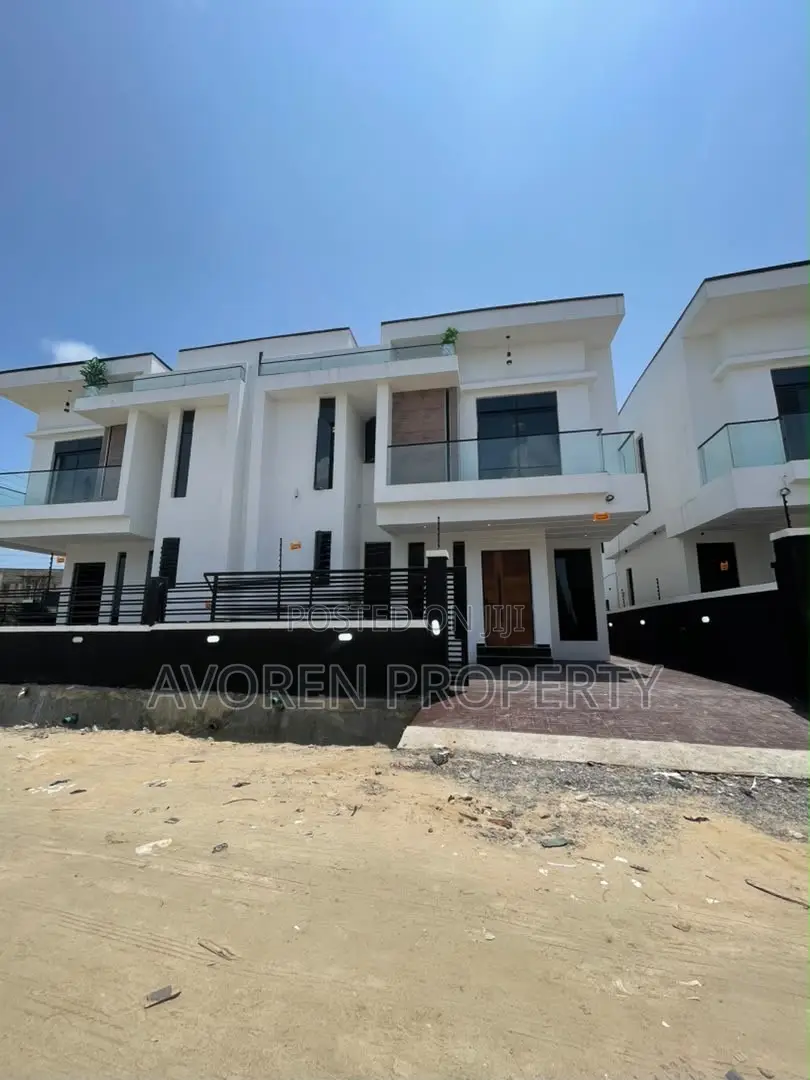 4bdrm Apartment in Ajah for sale