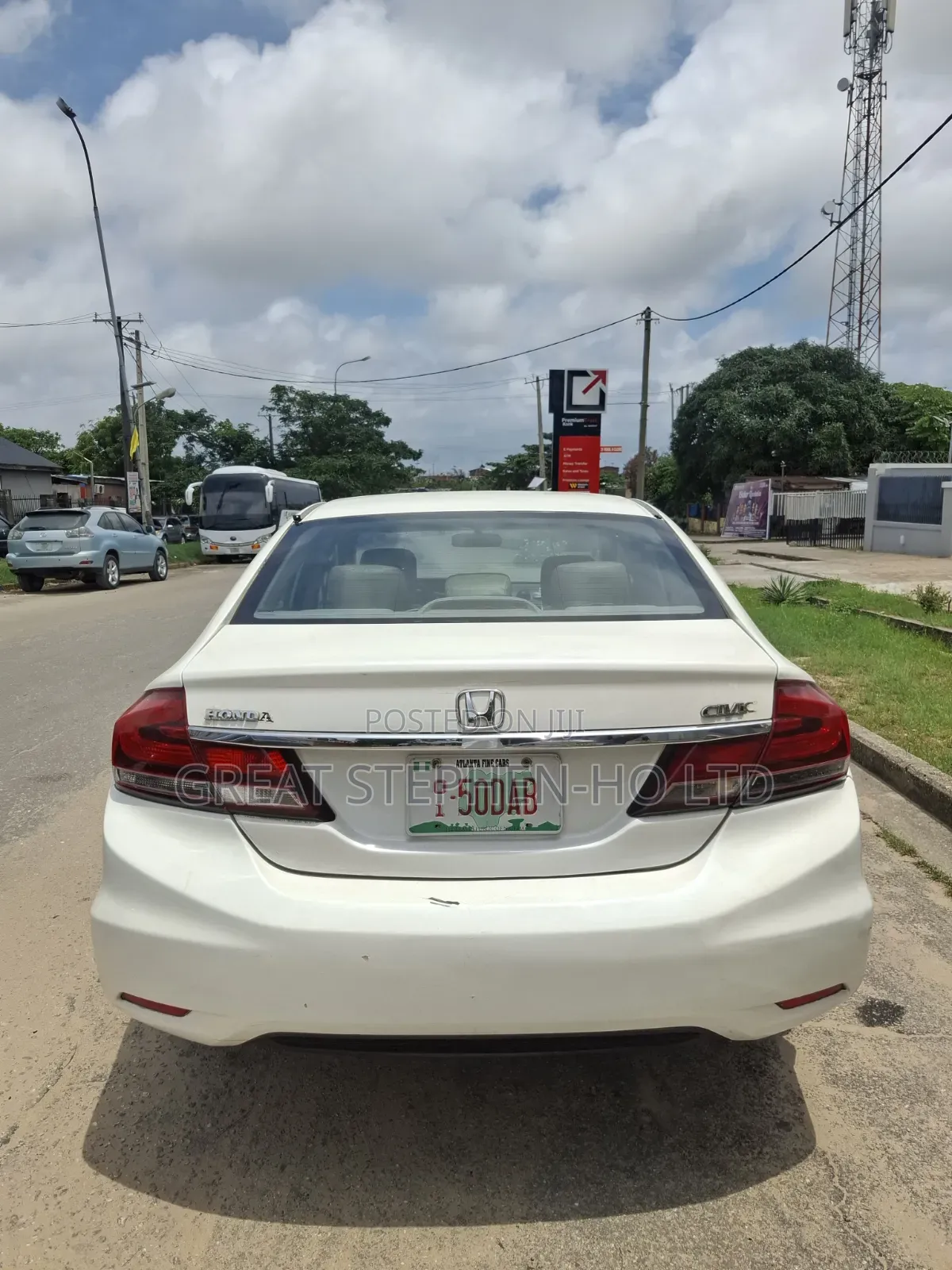 Honda Civic 2013 White