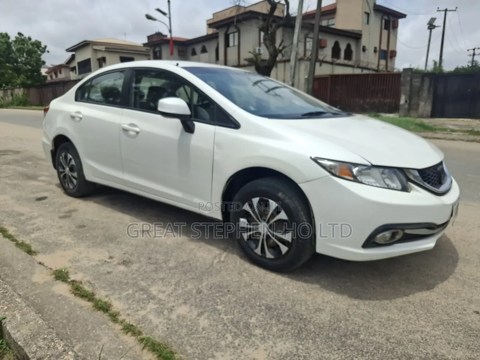Honda Civic 2013 White