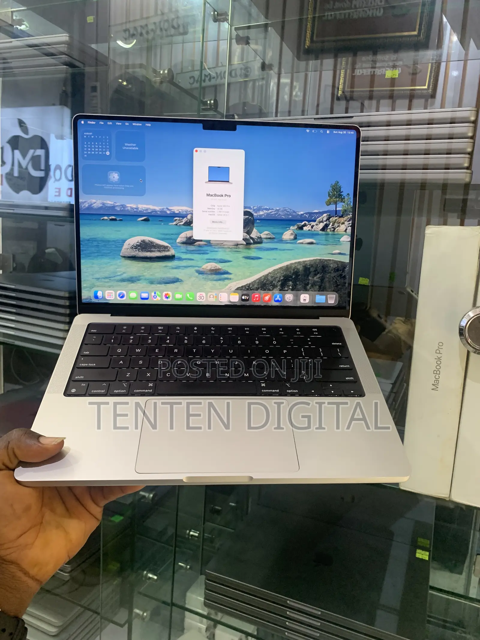 Laptop Apple MacBook Pro 2023 M3 18GB Apple M3 Pro SSD 512GB