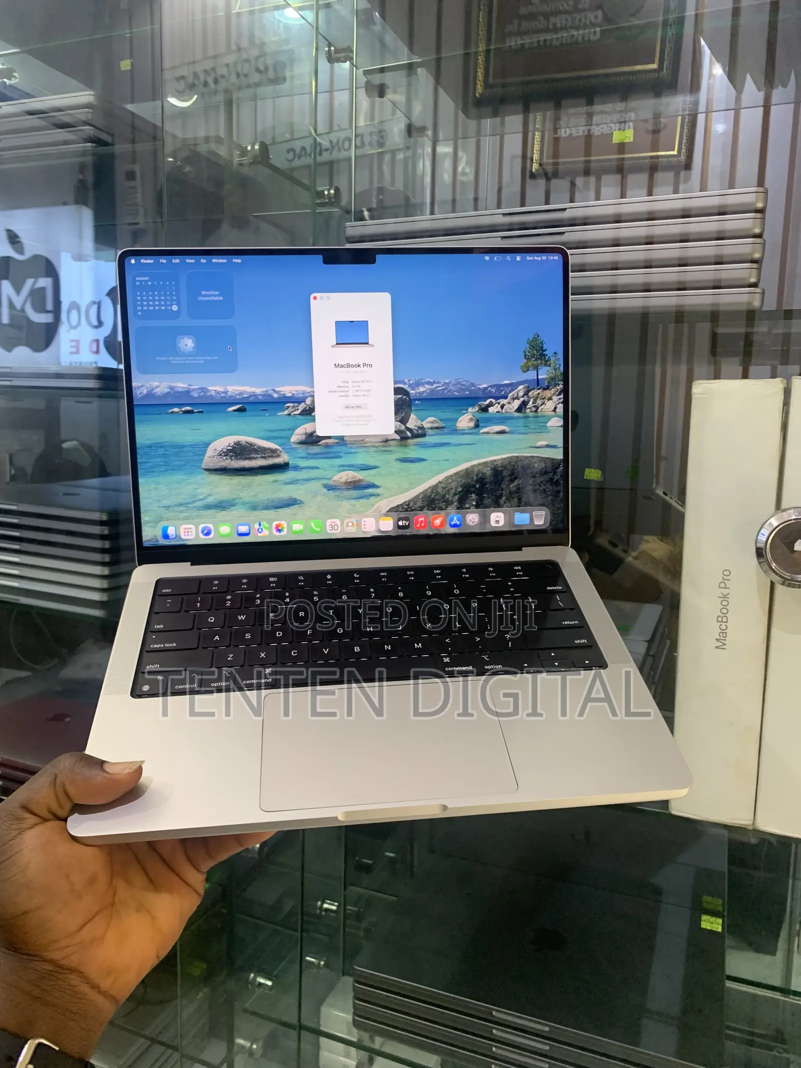 Laptop Apple MacBook Pro 2023 M3 18GB Apple M3 Pro SSD 512GB