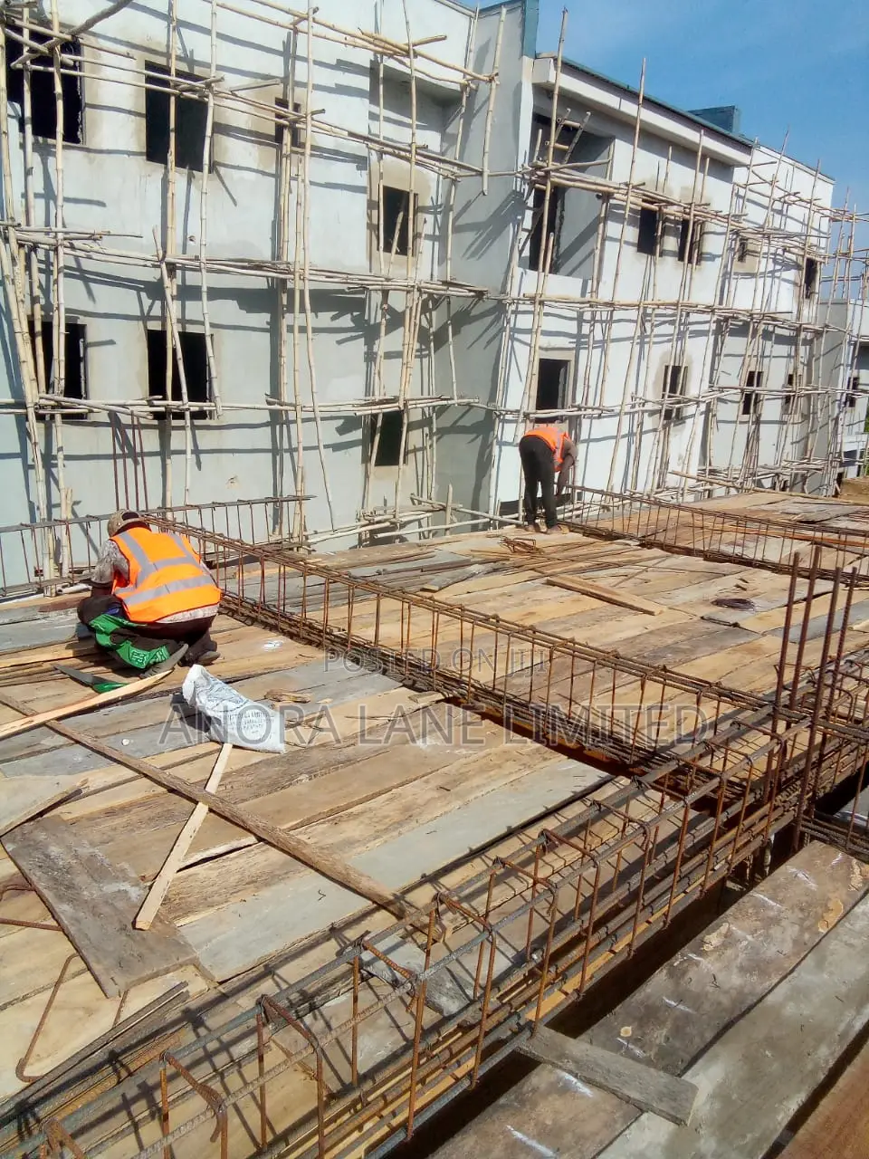 3bdrm Duplex in Guzape District for sale
