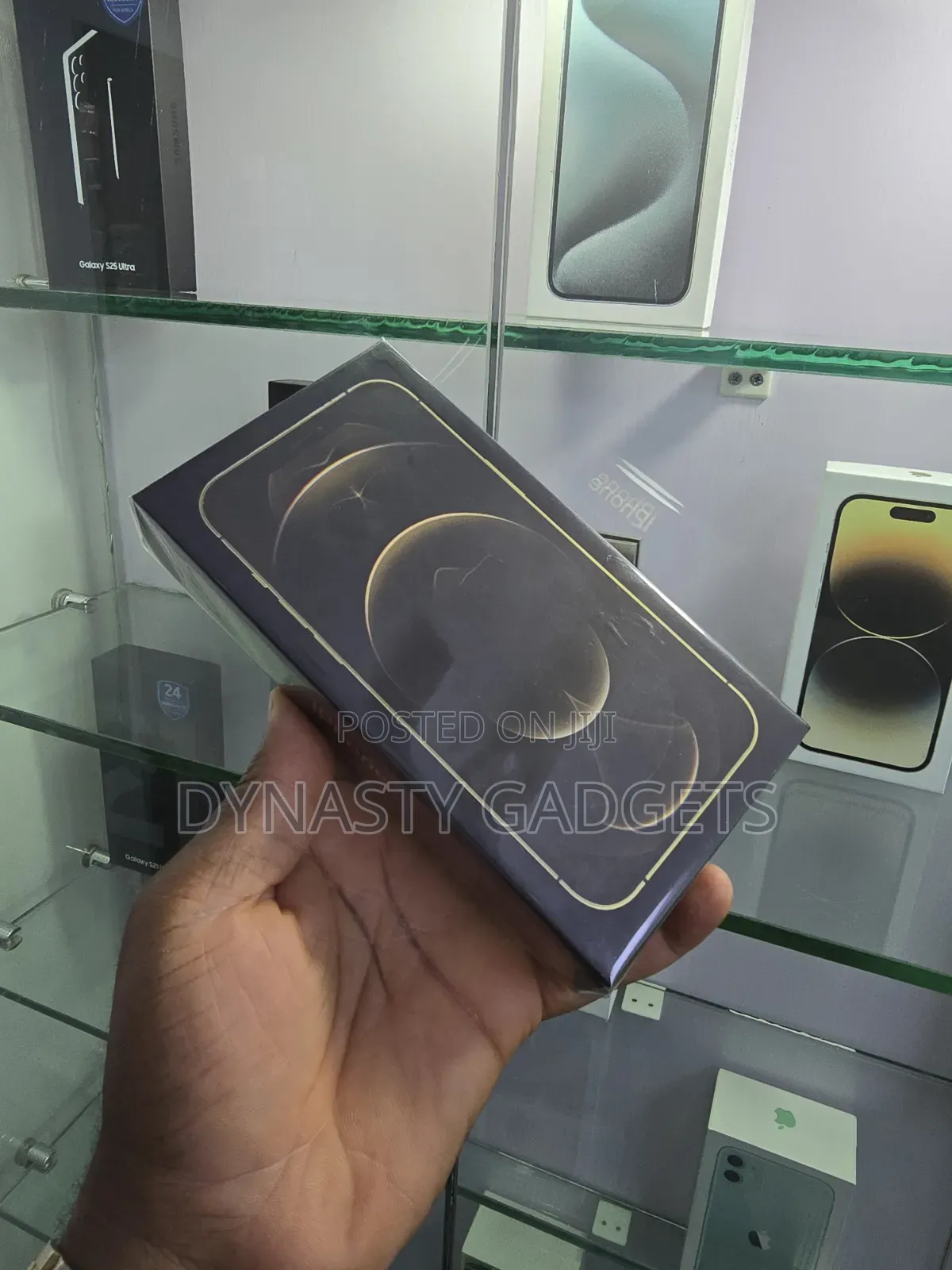 New Apple iPhone 12 Pro Max 128 GB Gold