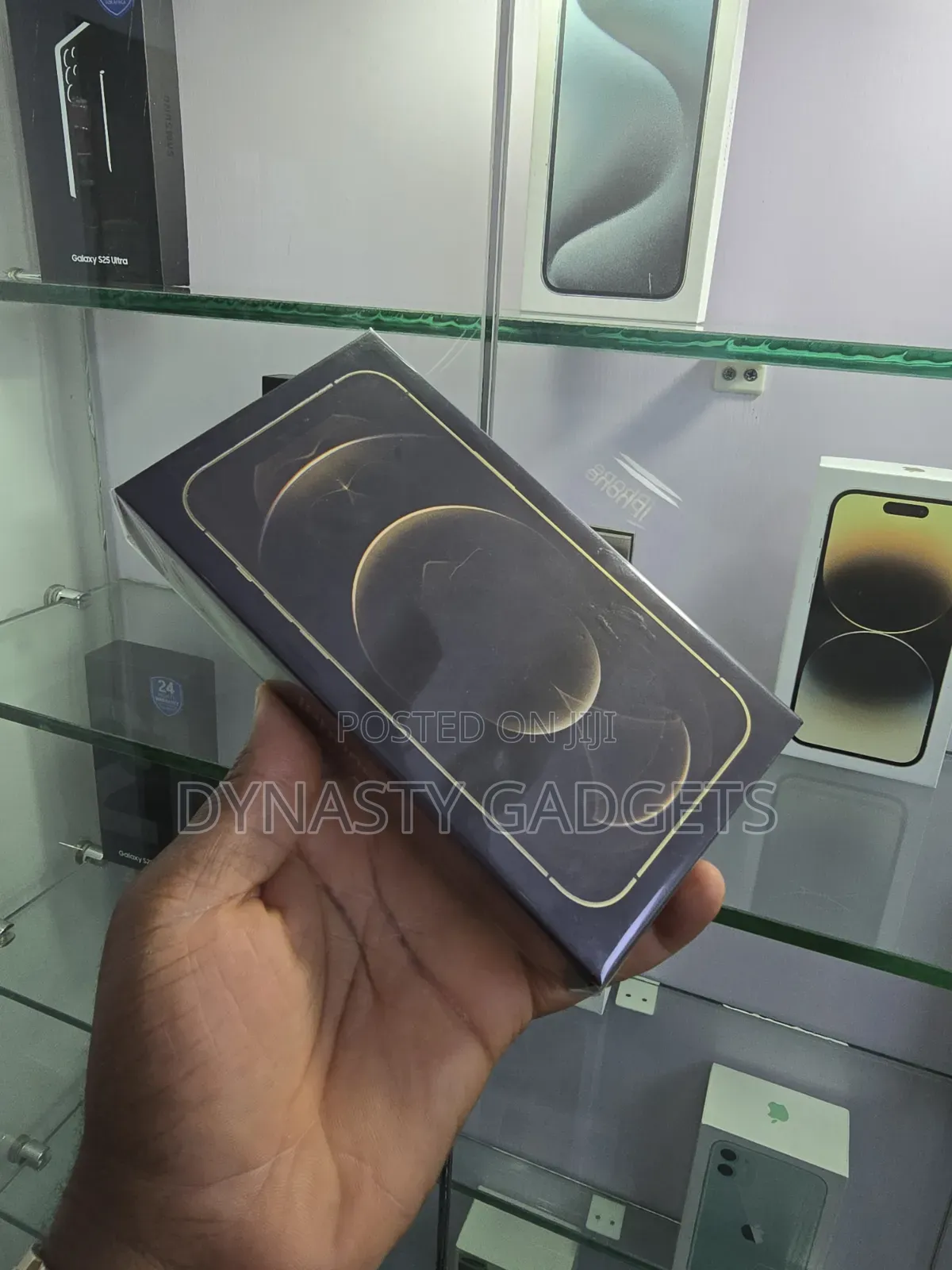 New Apple iPhone 12 Pro Max 128 GB Gold