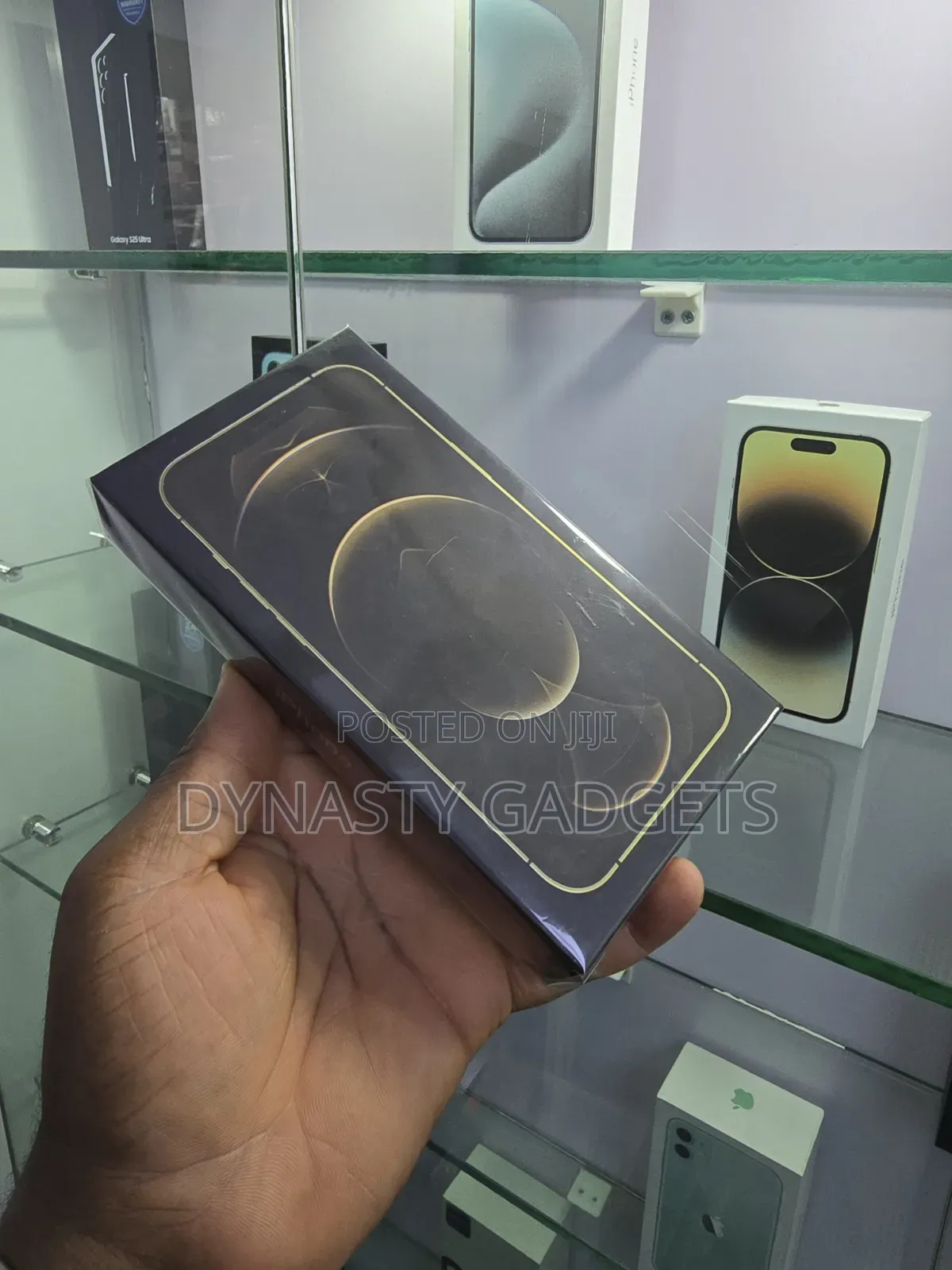 New Apple iPhone 12 Pro Max 256 GB Gold
