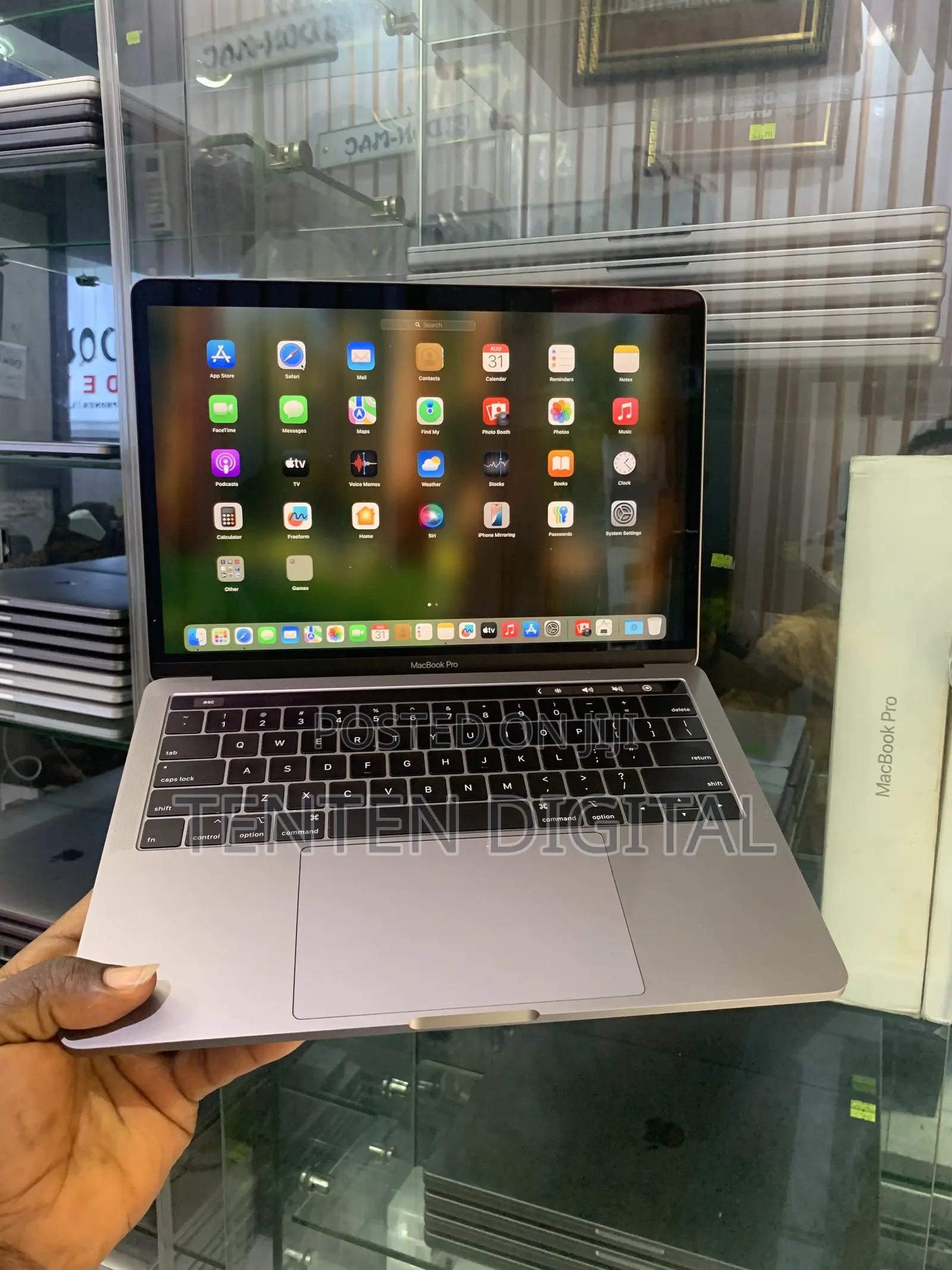 Laptop Apple MacBook Pro 2019 16GB Intel Core i7 SSD 2T