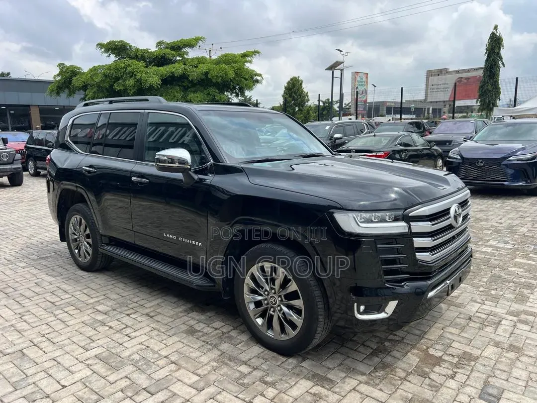 New Toyota Land Cruiser LC300 2024 Black