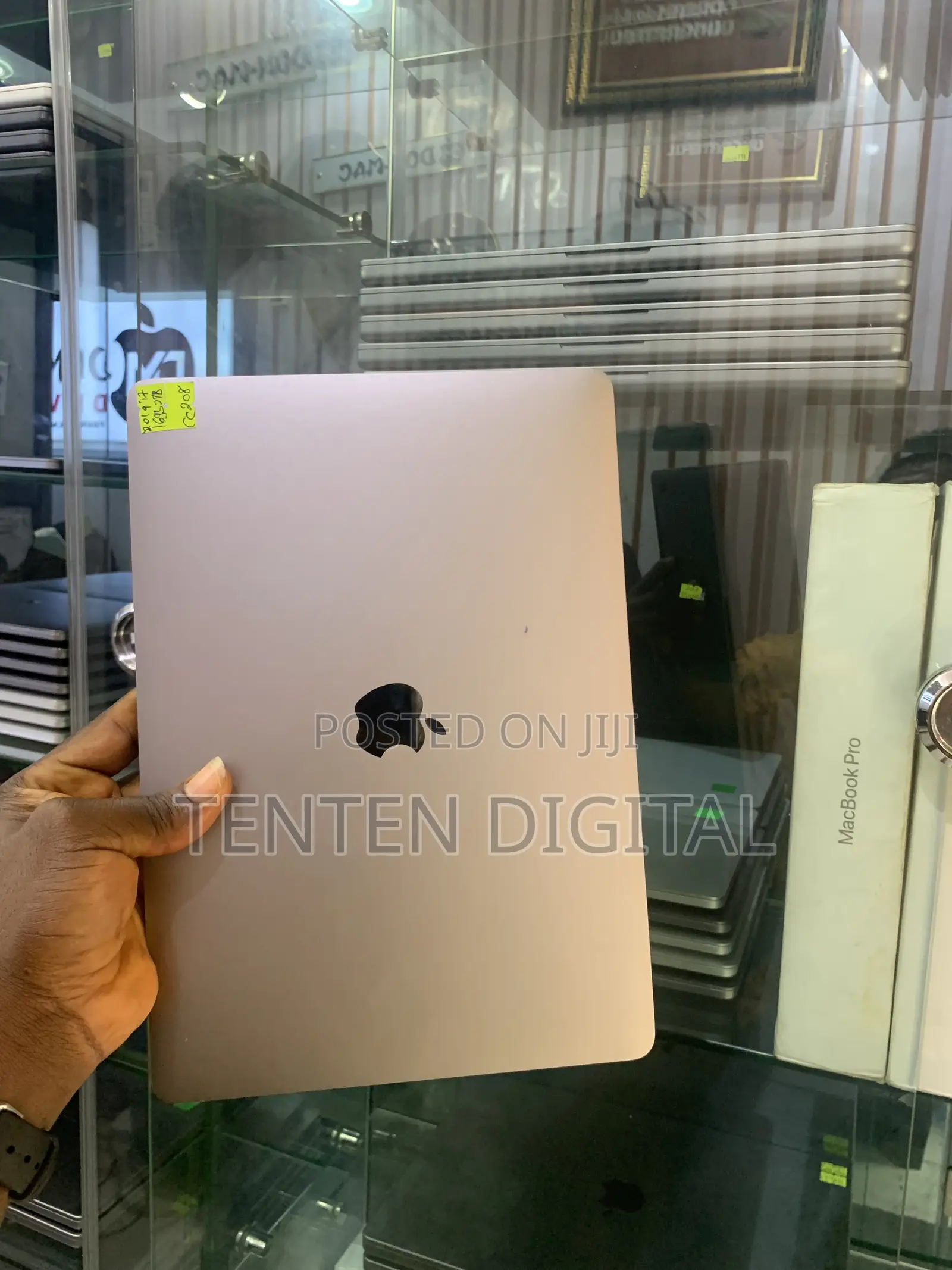 Laptop Apple MacBook Pro 2019 16GB Intel Core i7 SSD 2T
