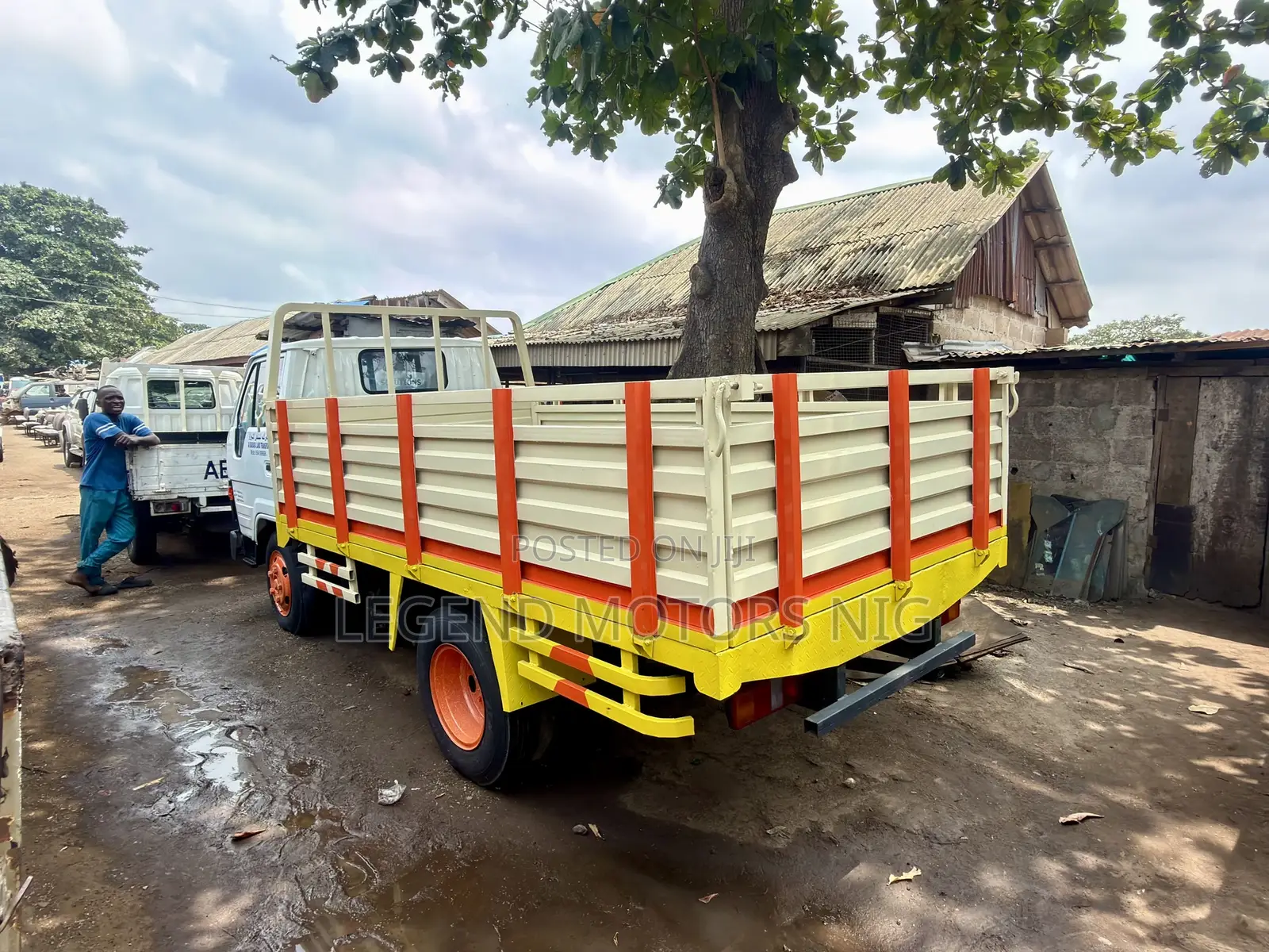 Toyota Dyna 200 Tokunbo Standard 2RZ Engine 6 Tyres