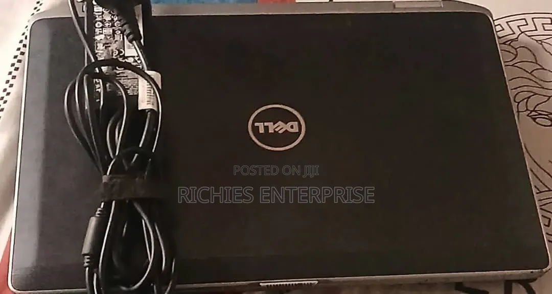 Laptop Dell Latitude E6430 4GB Intel Core i5 HDD 500GB