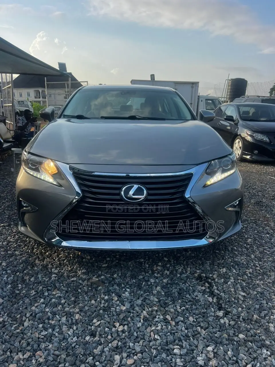 Lexus ES 350 FWD 2016 Gray