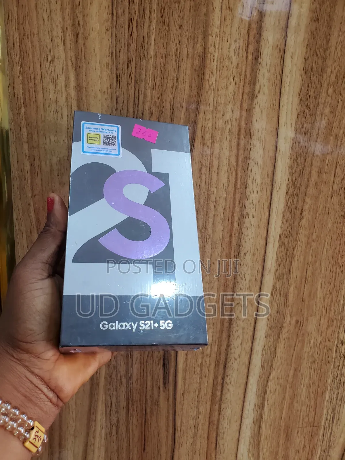 New Samsung Galaxy S21+ 5G 128 GB Silver