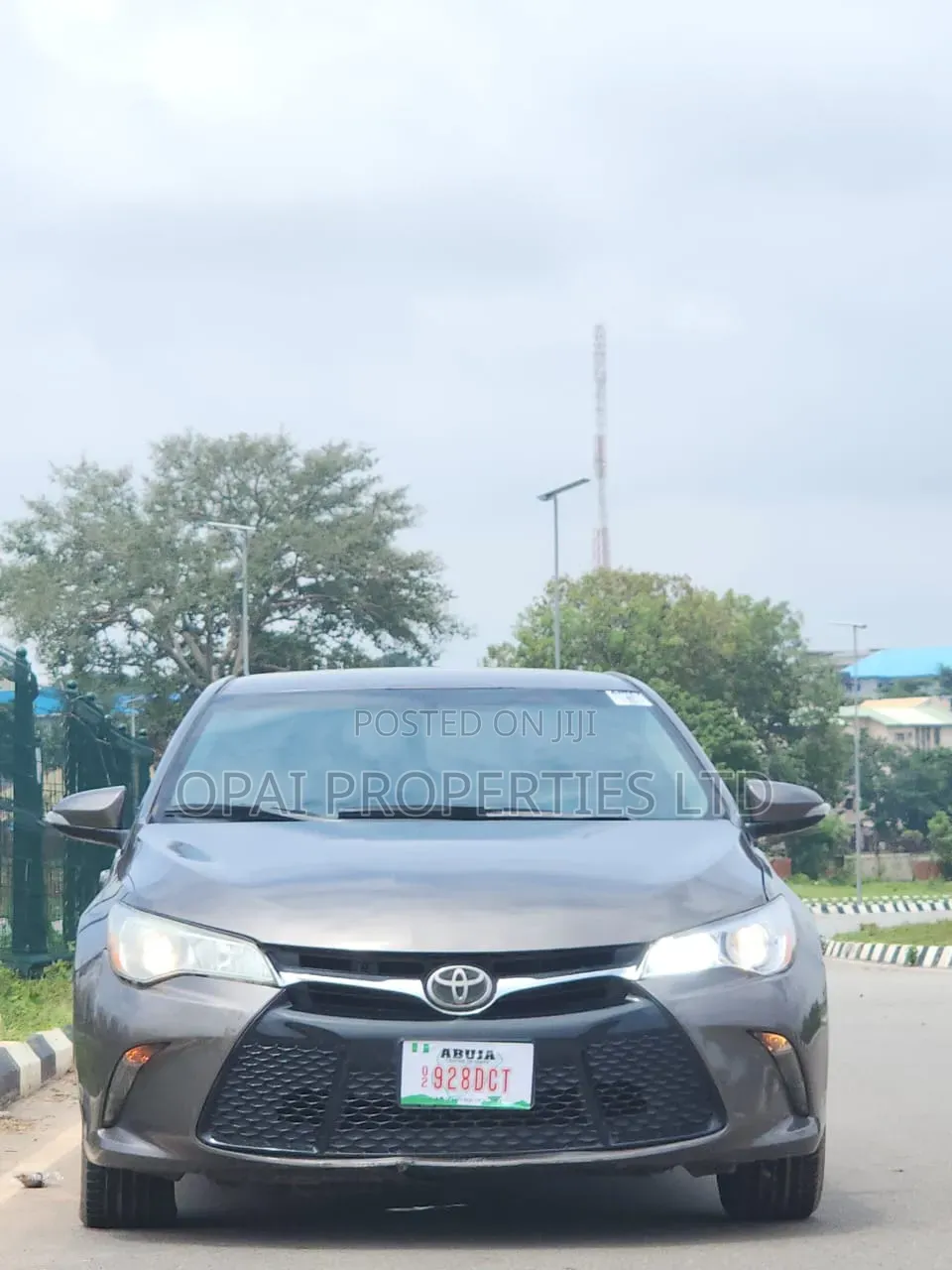Toyota Camry 2016