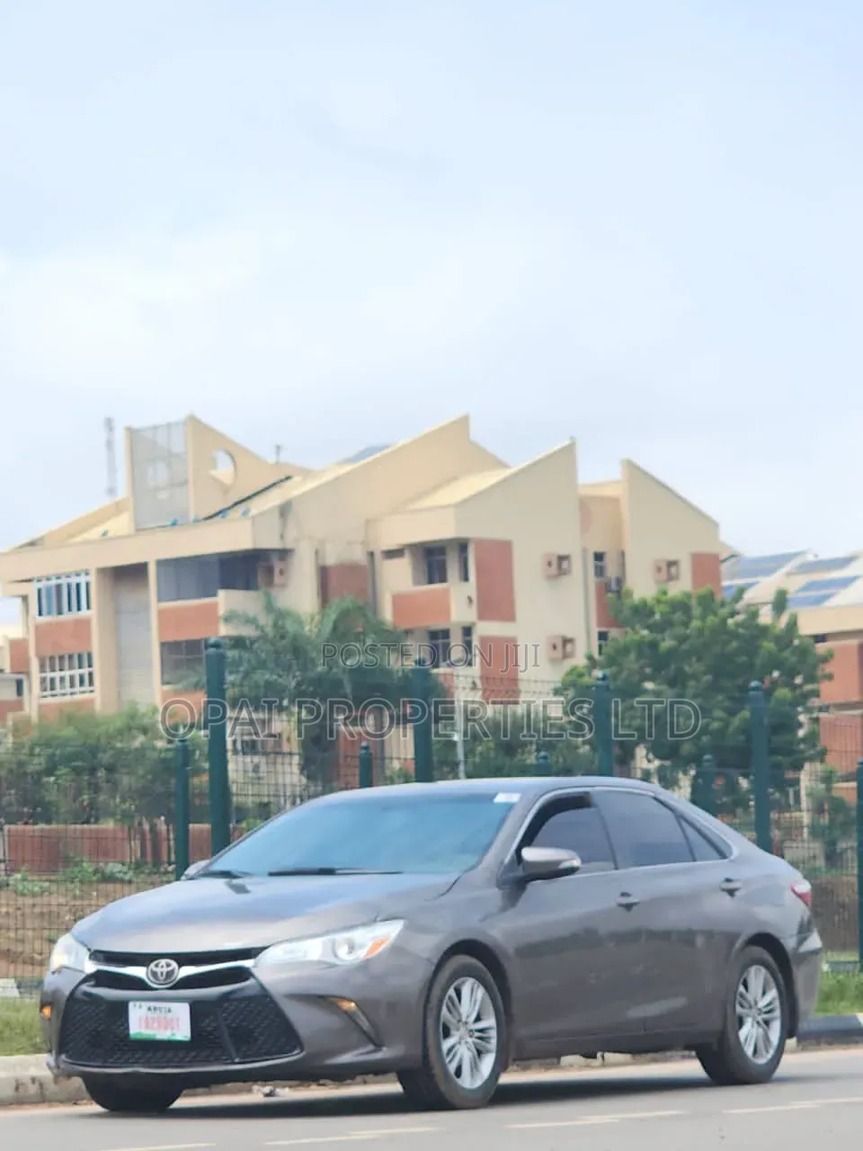 Toyota Camry 2016