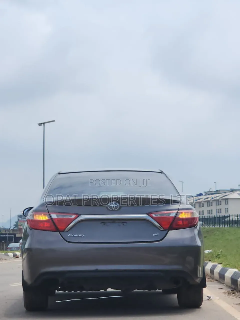 Toyota Camry 2016