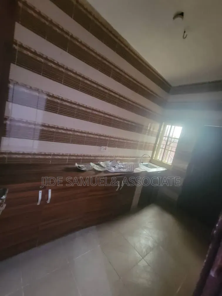 Furnished 2bdrm Block of Flats in Ayobo for rent