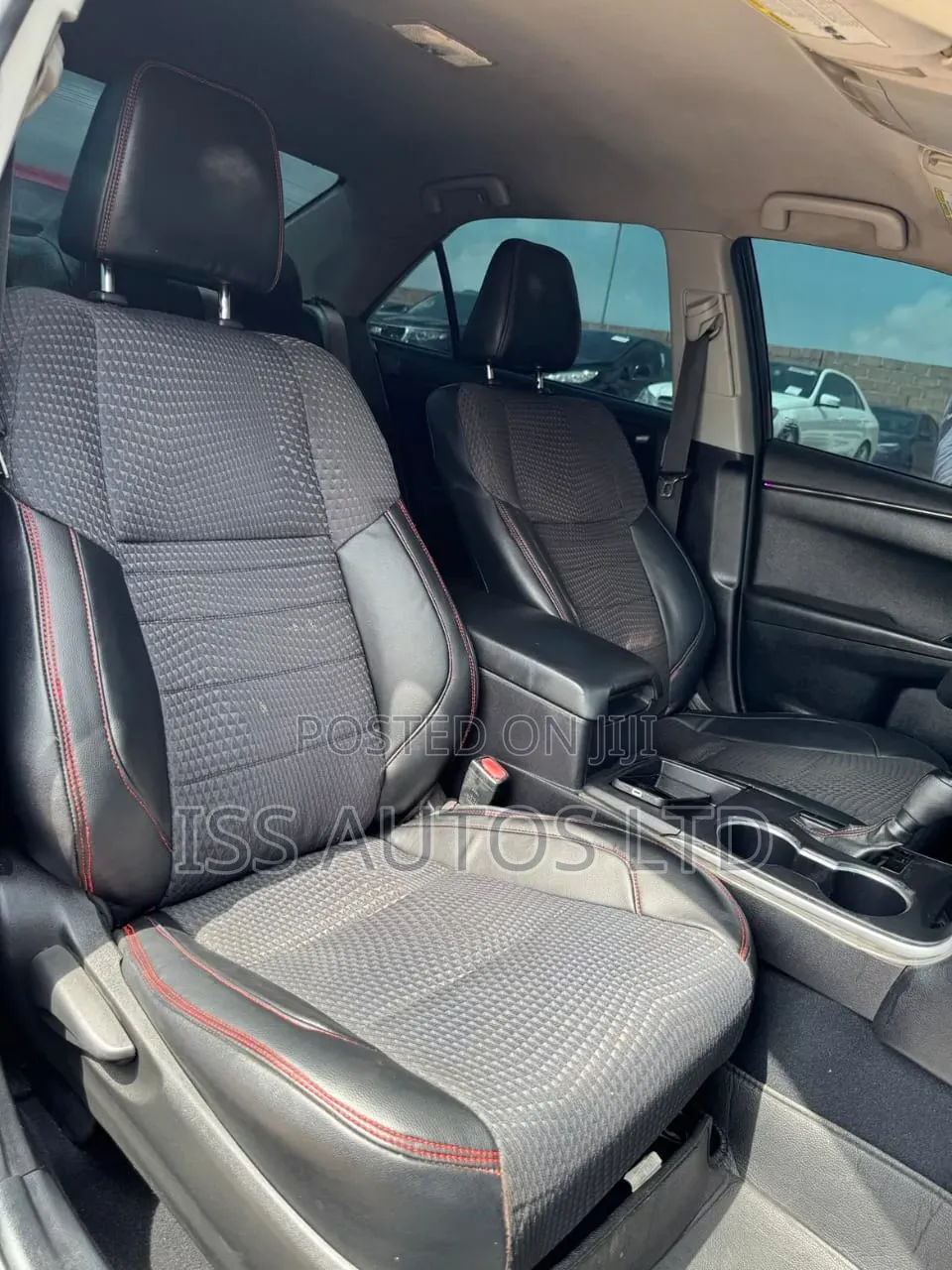 Toyota Camry SE 4dr Sedan (2.5L 4cyl 6A) 2016 Black