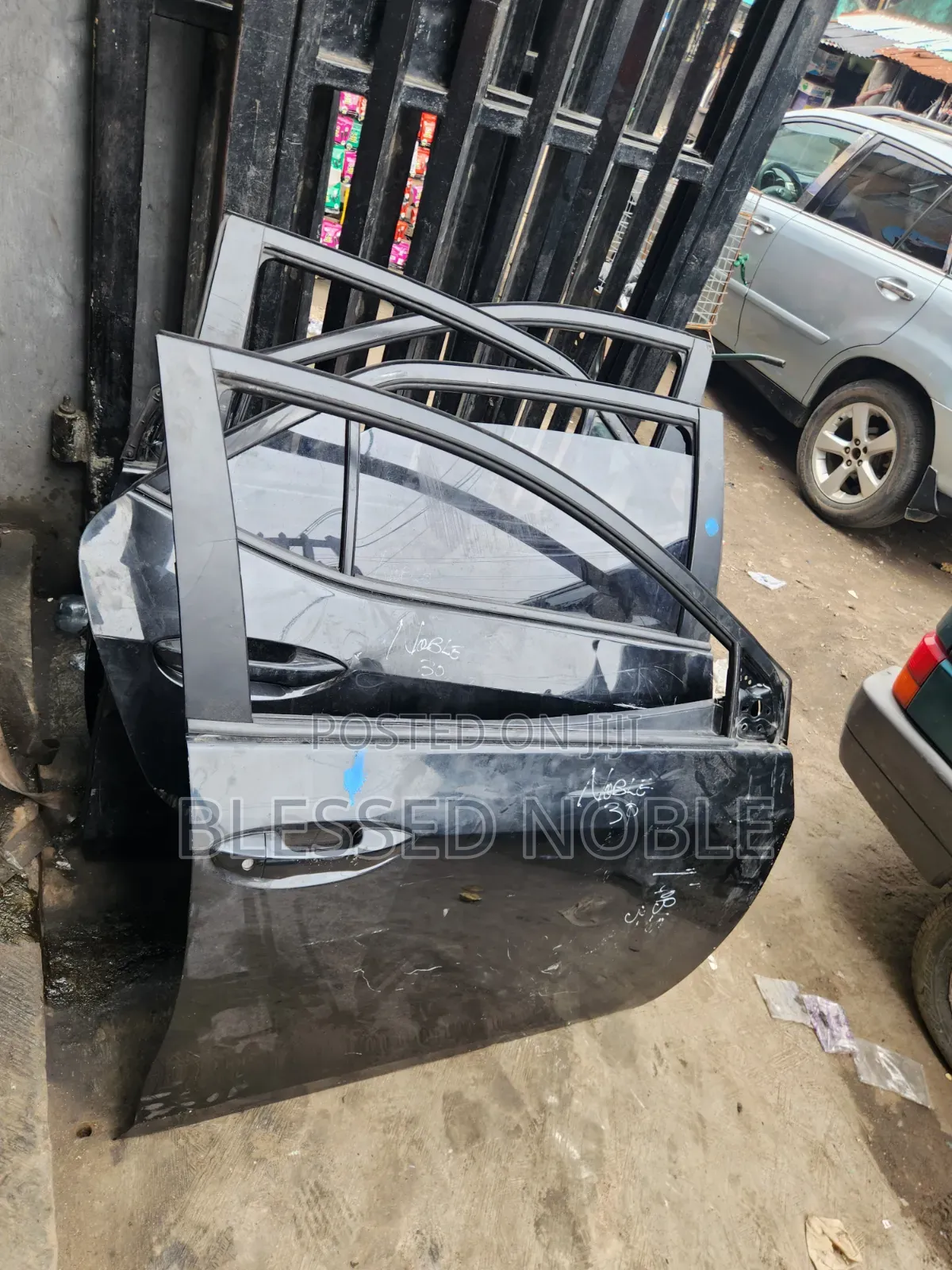 Door Corolla 2014