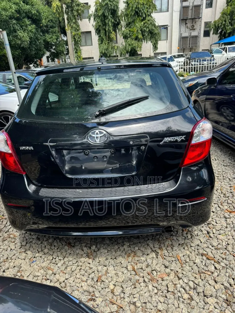 Toyota Matrix S Hatchback FWD (2.4L 4cyl 5A) 2010 Black