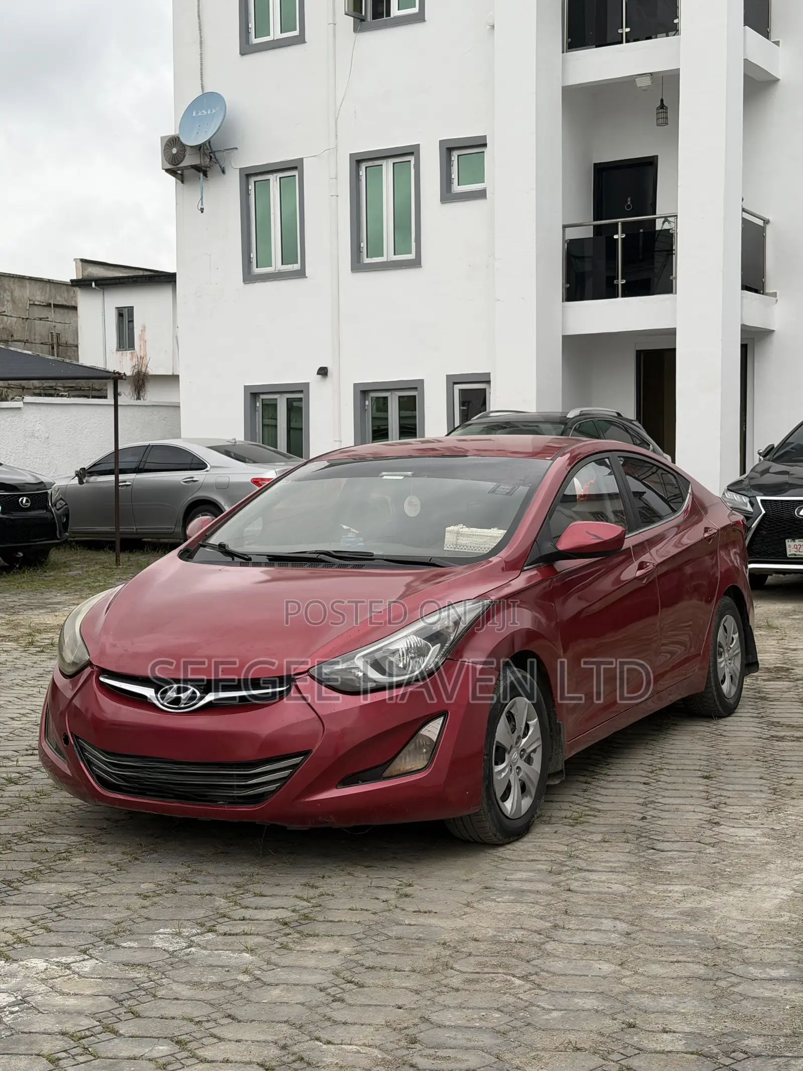 Hyundai Elantra 2014 Red