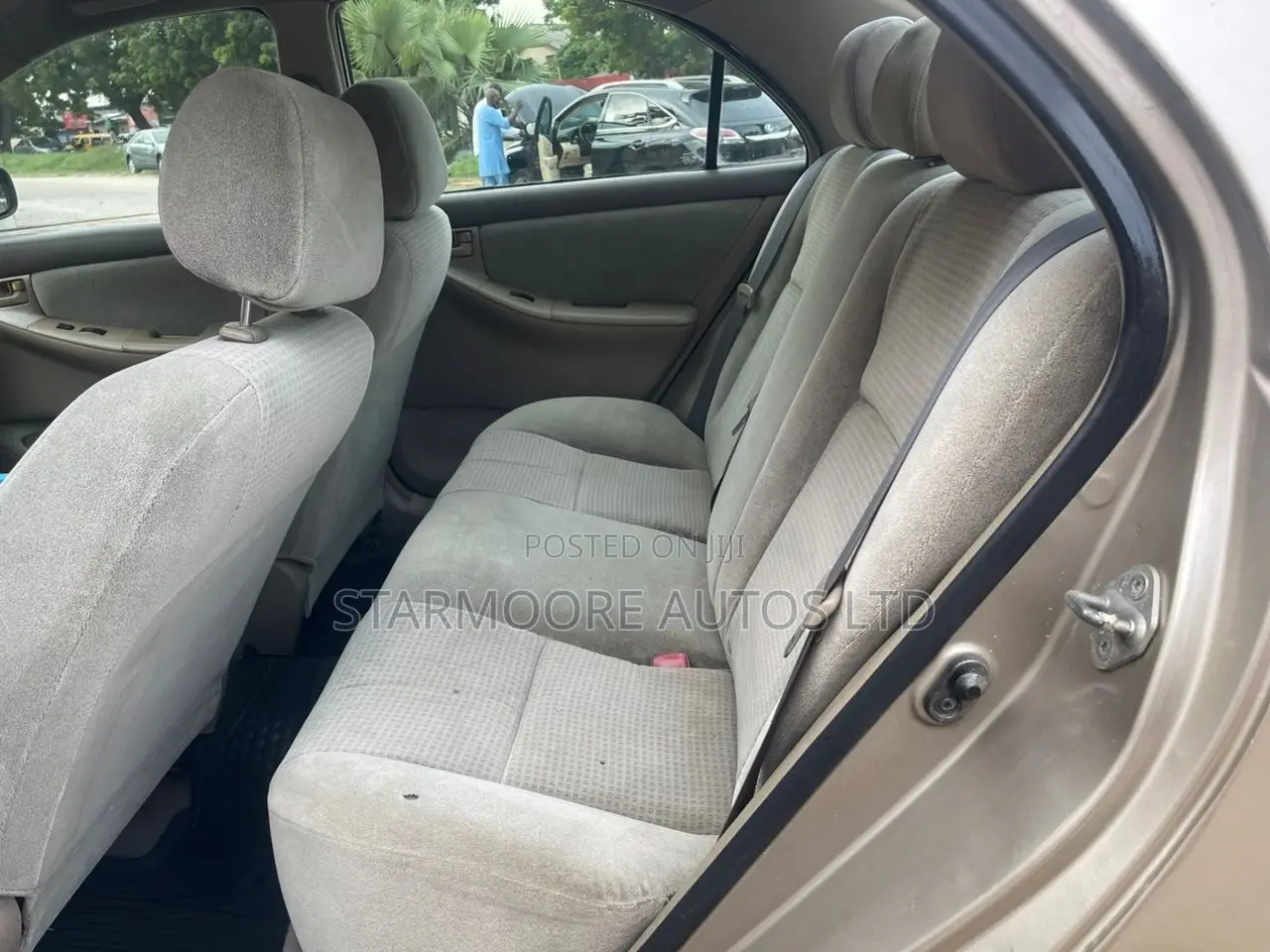 Toyota Corolla LE 2006 Gold