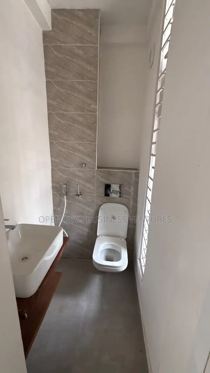 Furnished 4bdrm Duplex in Ikate for sale