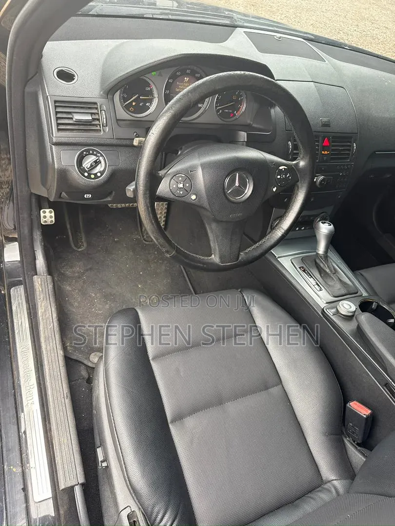 Mercedes-Benz C300 2008 Black