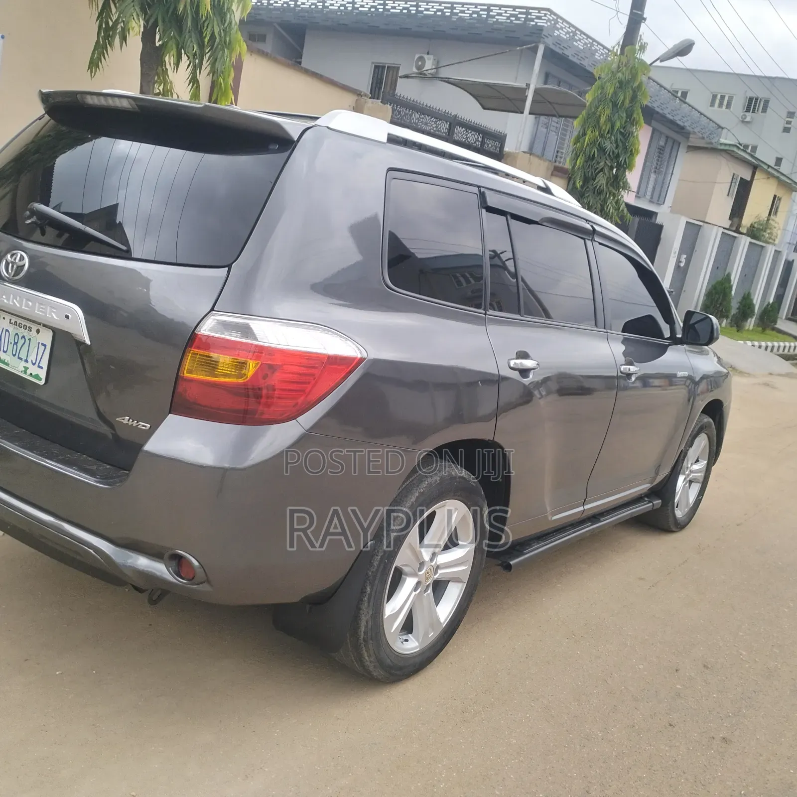 Toyota Highlander 2011 Gray