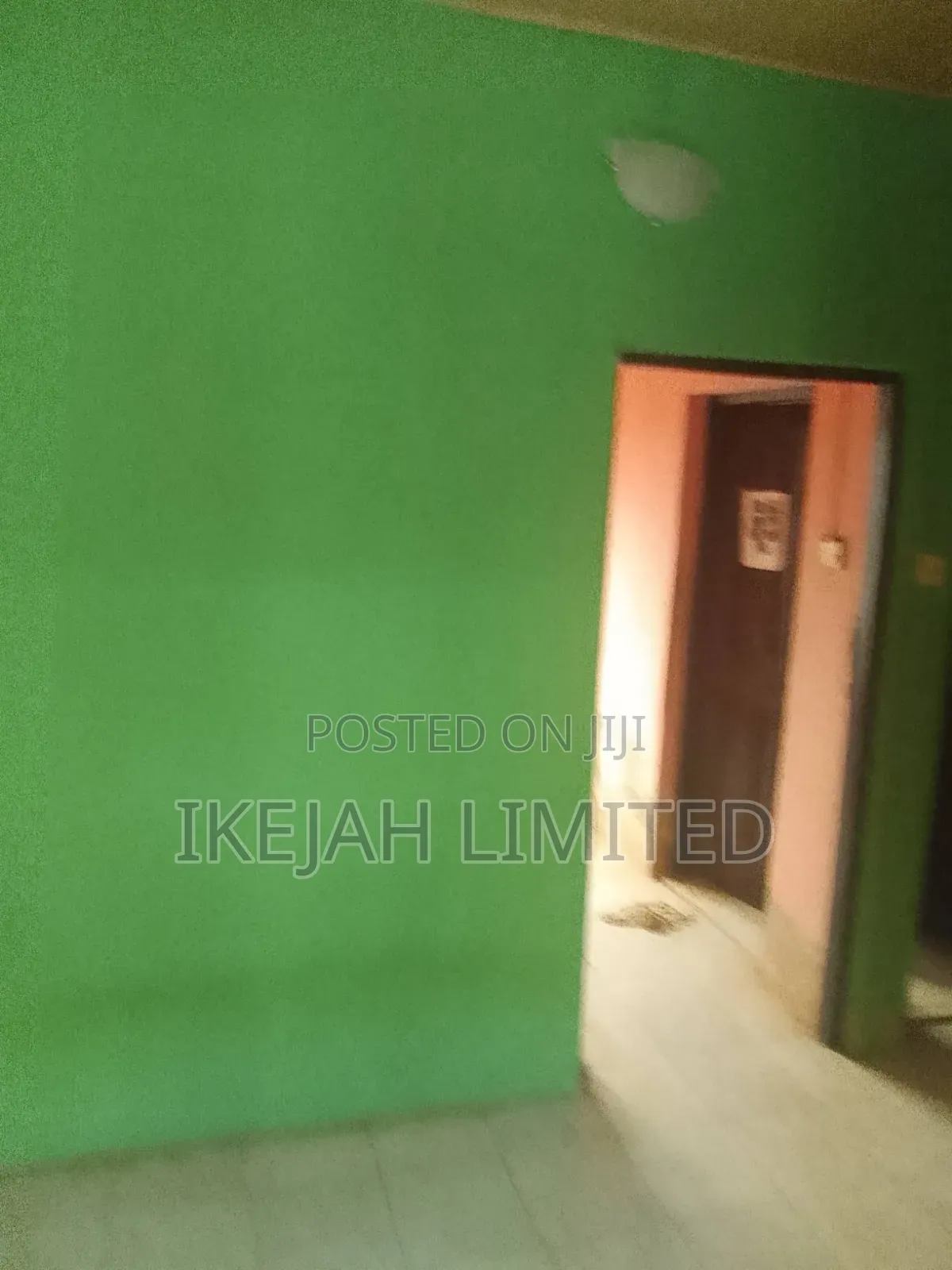 Mini Flat in Ifo for rent