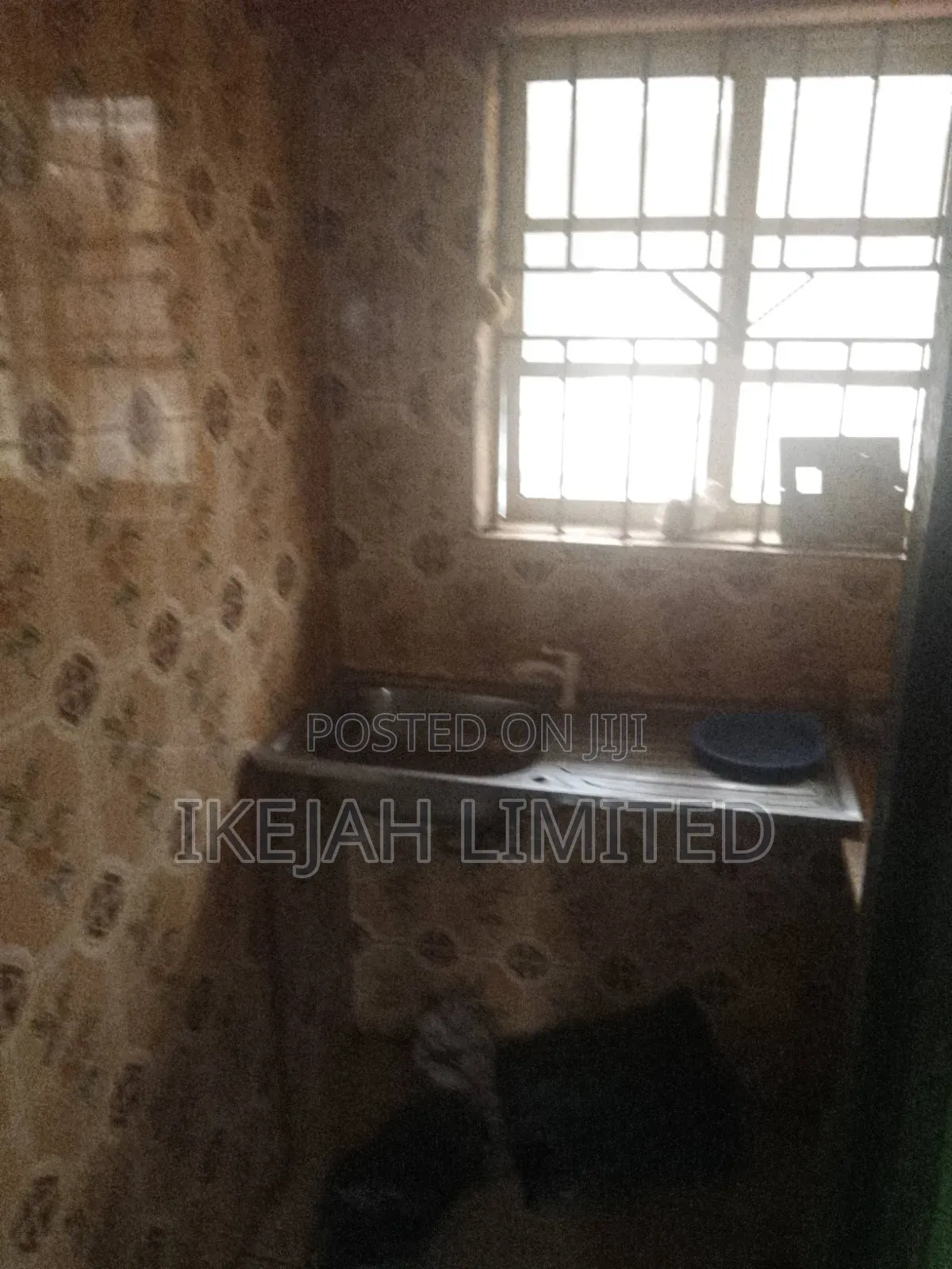 Mini Flat in Ifo for rent