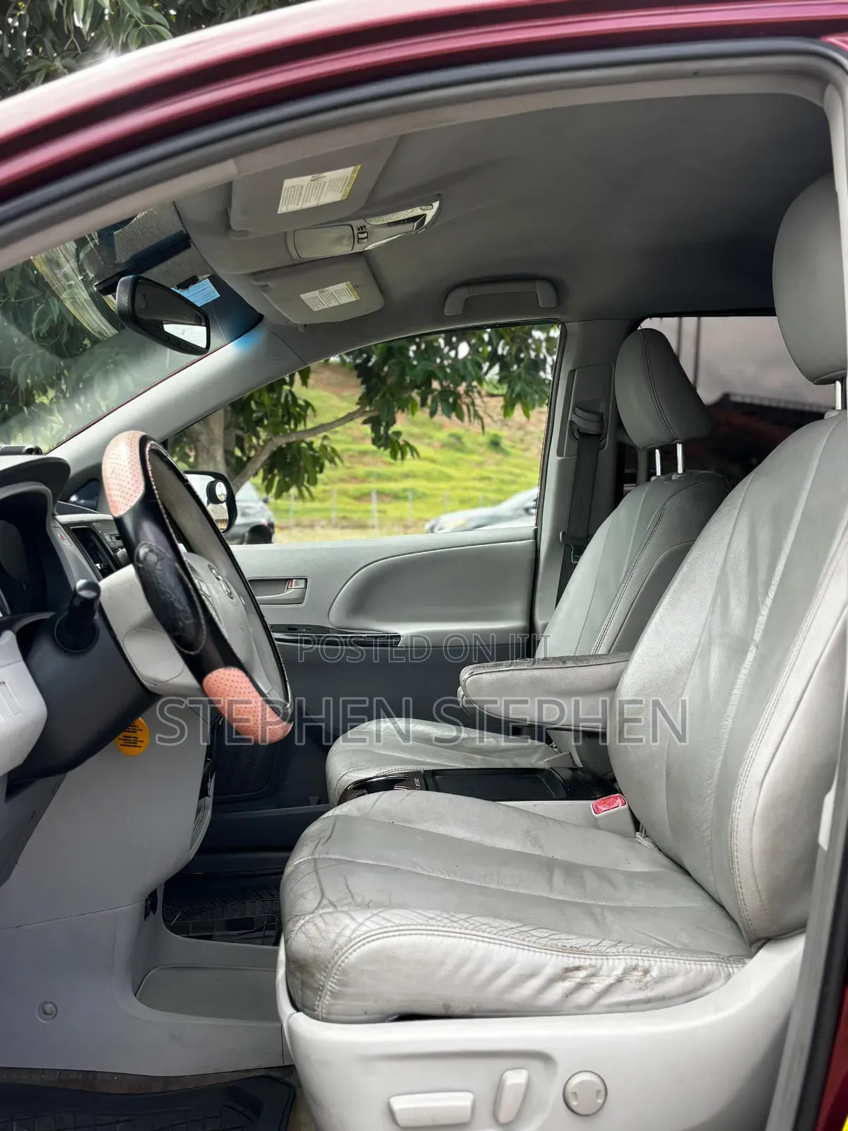 Toyota Sienna LE AWD 7-Passenger 2013 Maroon