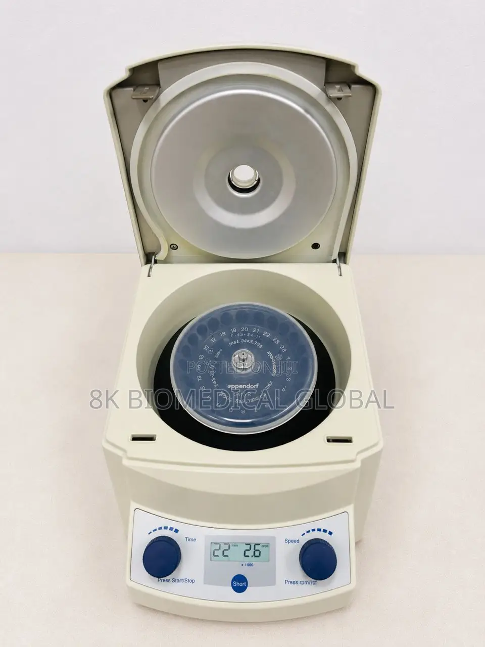 Eppendorf Centrifuge 5415 D - Laboratory Benchtop Centrifuge