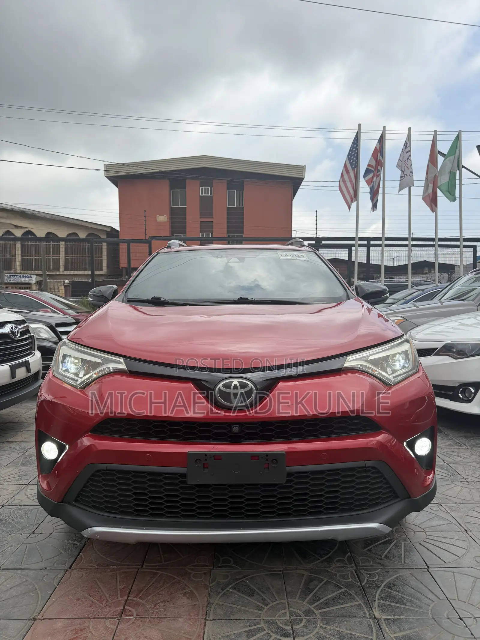 Toyota RAV4 2017 Red