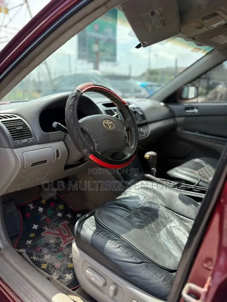 Toyota Camry 2005 Red