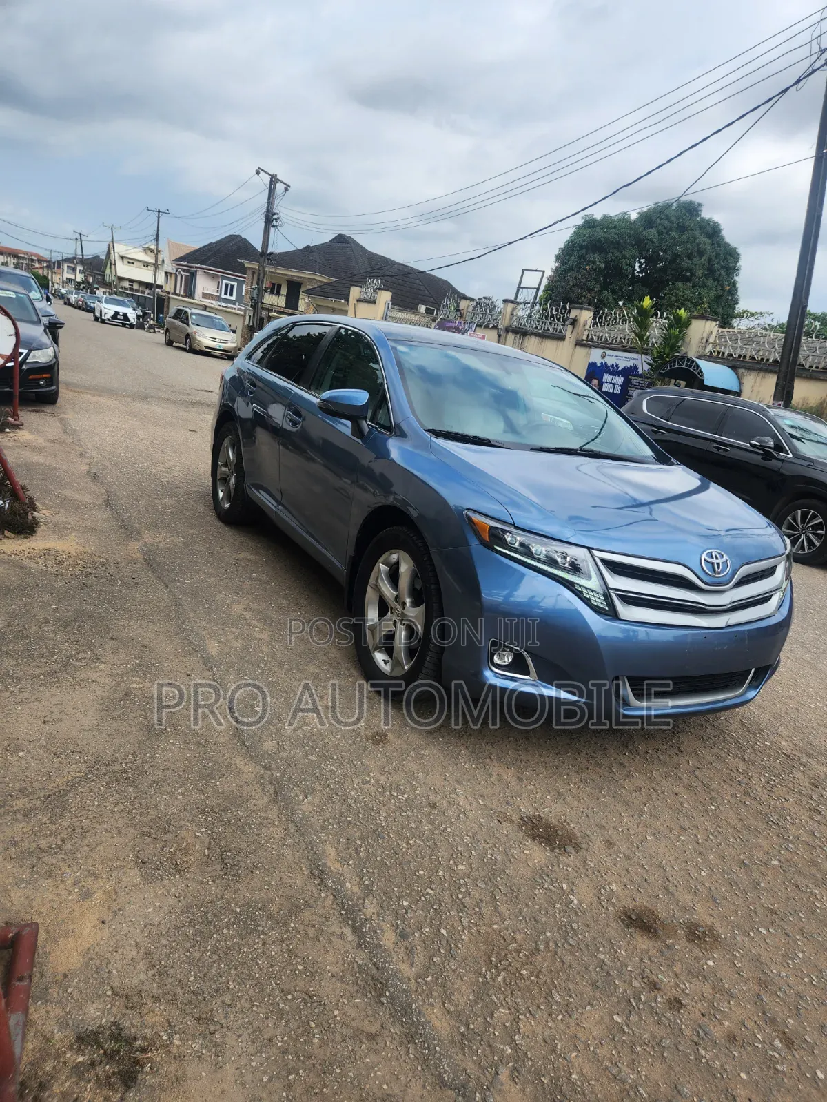 Toyota Venza XLE 2011 Blue
