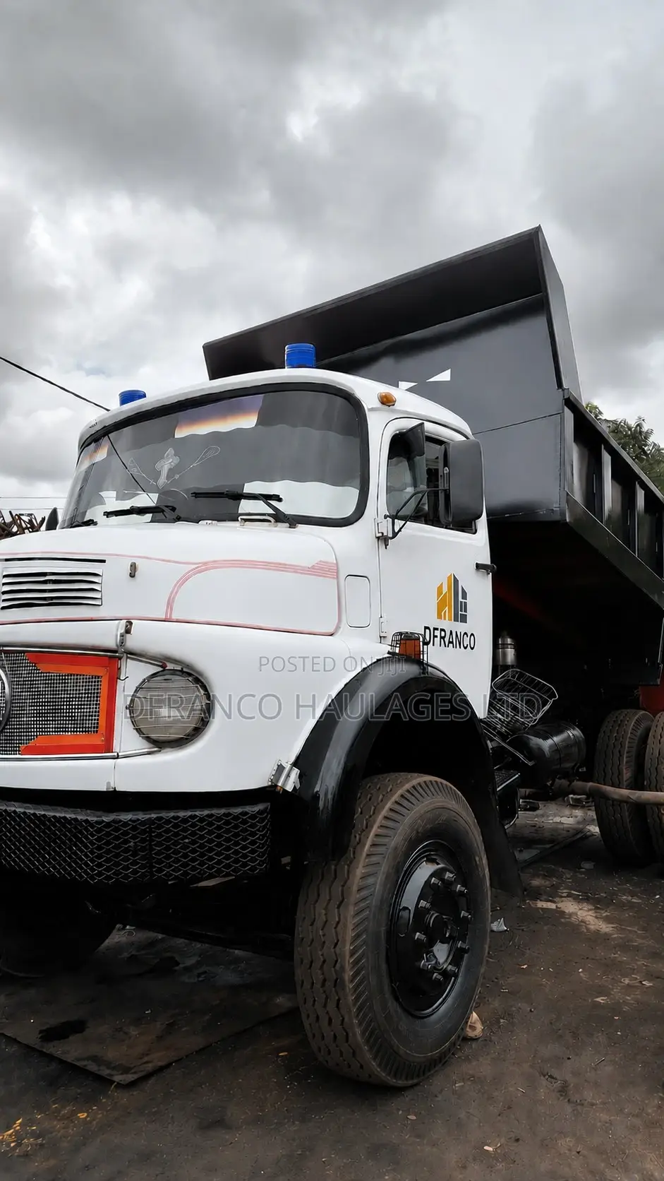 Mercedes Benz 1513 Tipper (Dump Truck)