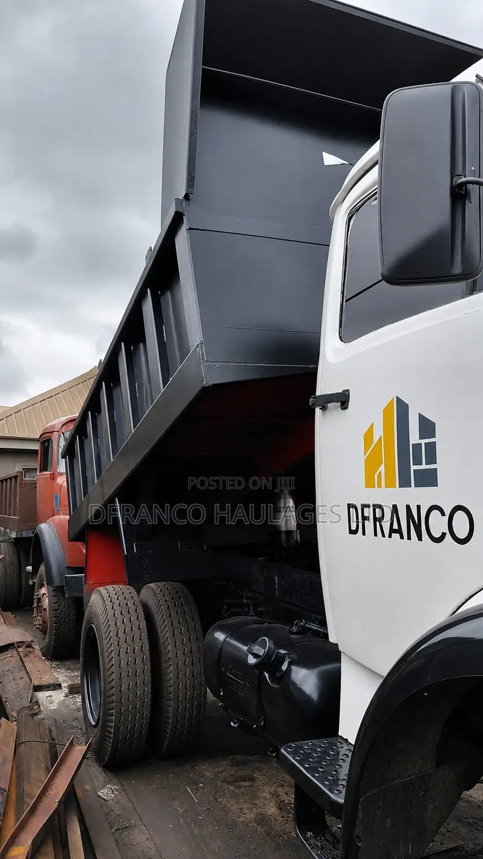 Mercedes Benz 1513 Tipper (Dump Truck)