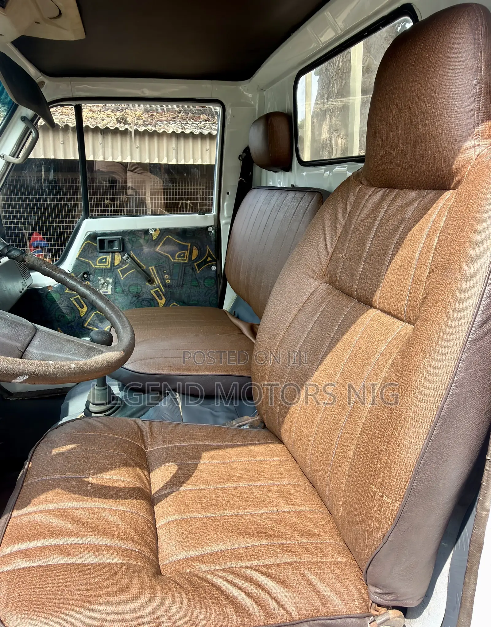Toyota Dyna 200 Old Model 6 Tyres 2RZ Engine Cabretor