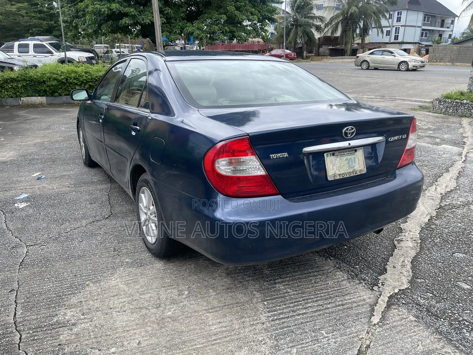 Toyota Camry LE 4dr Sedan (2.4L 4cyl 5M) 2003 Blue