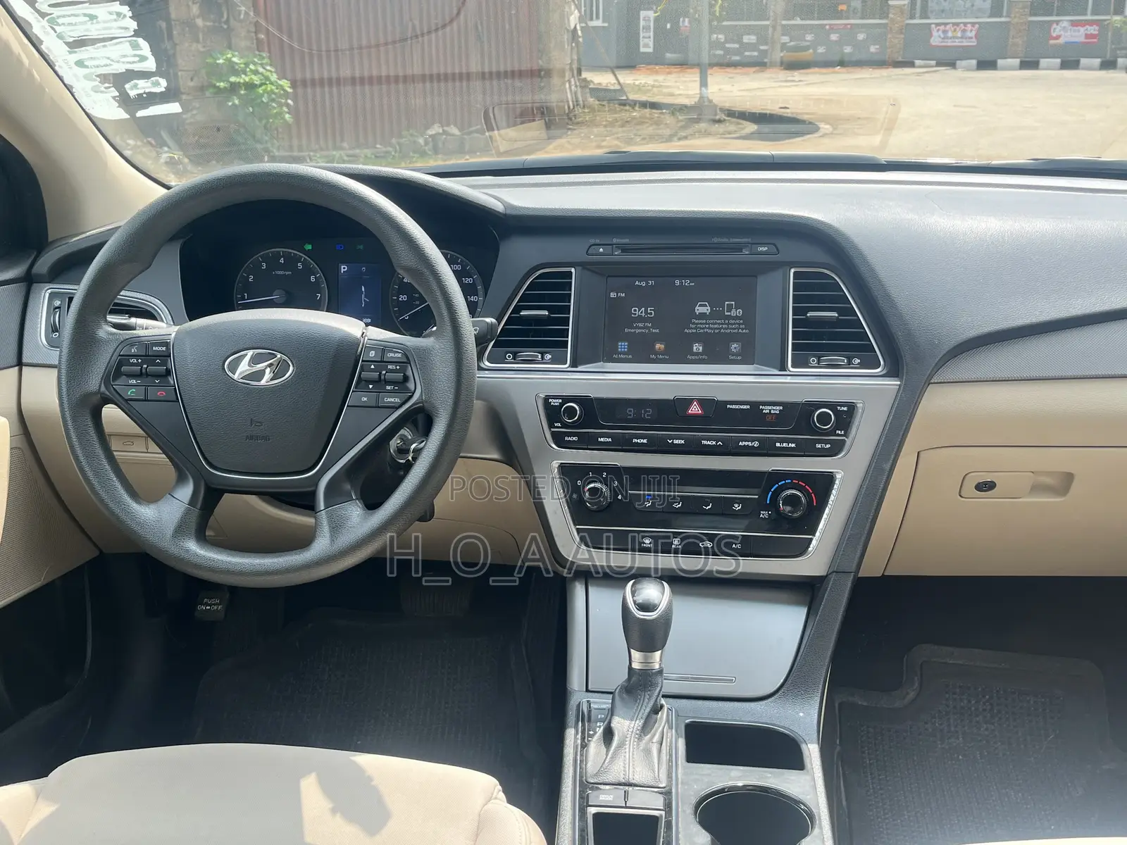 Hyundai Sonata Base Sedan FWD (2.4L 4cyl 6A) 2017 Black