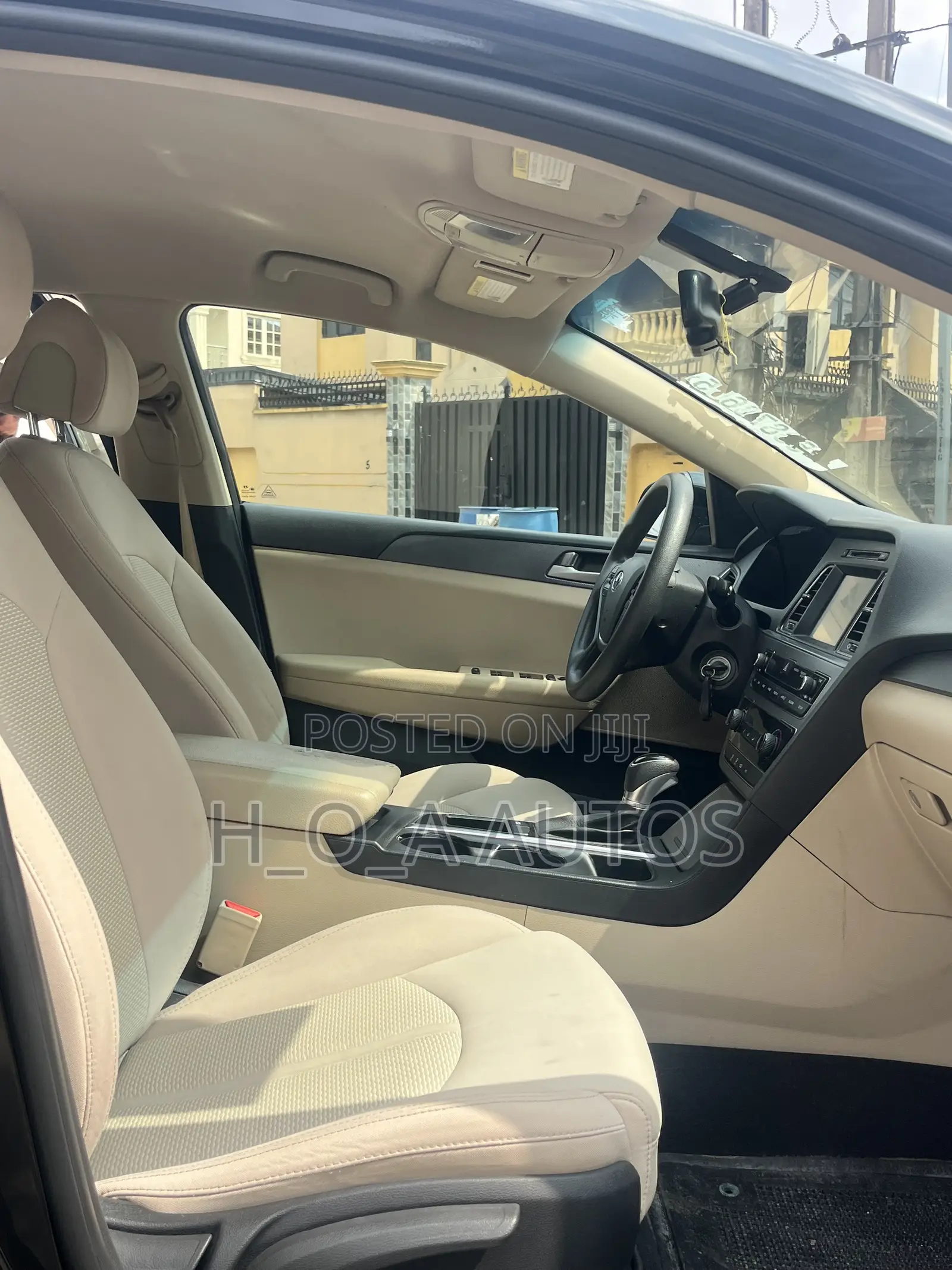 Hyundai Sonata Base Sedan FWD (2.4L 4cyl 6A) 2017 Black
