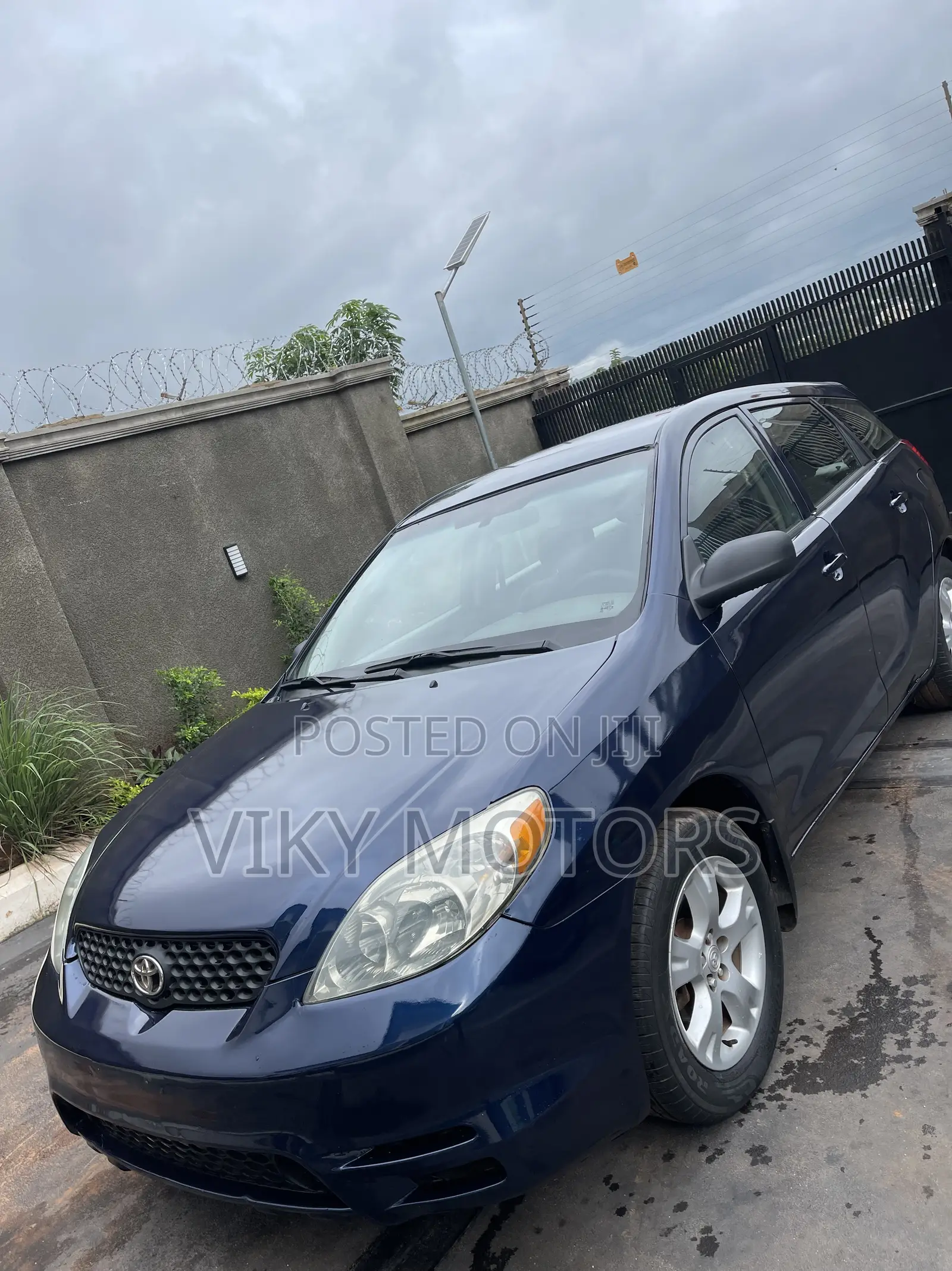 Toyota Matrix XR Hatchback AWD (1.8L 4cyl 4A) 2004 Blue
