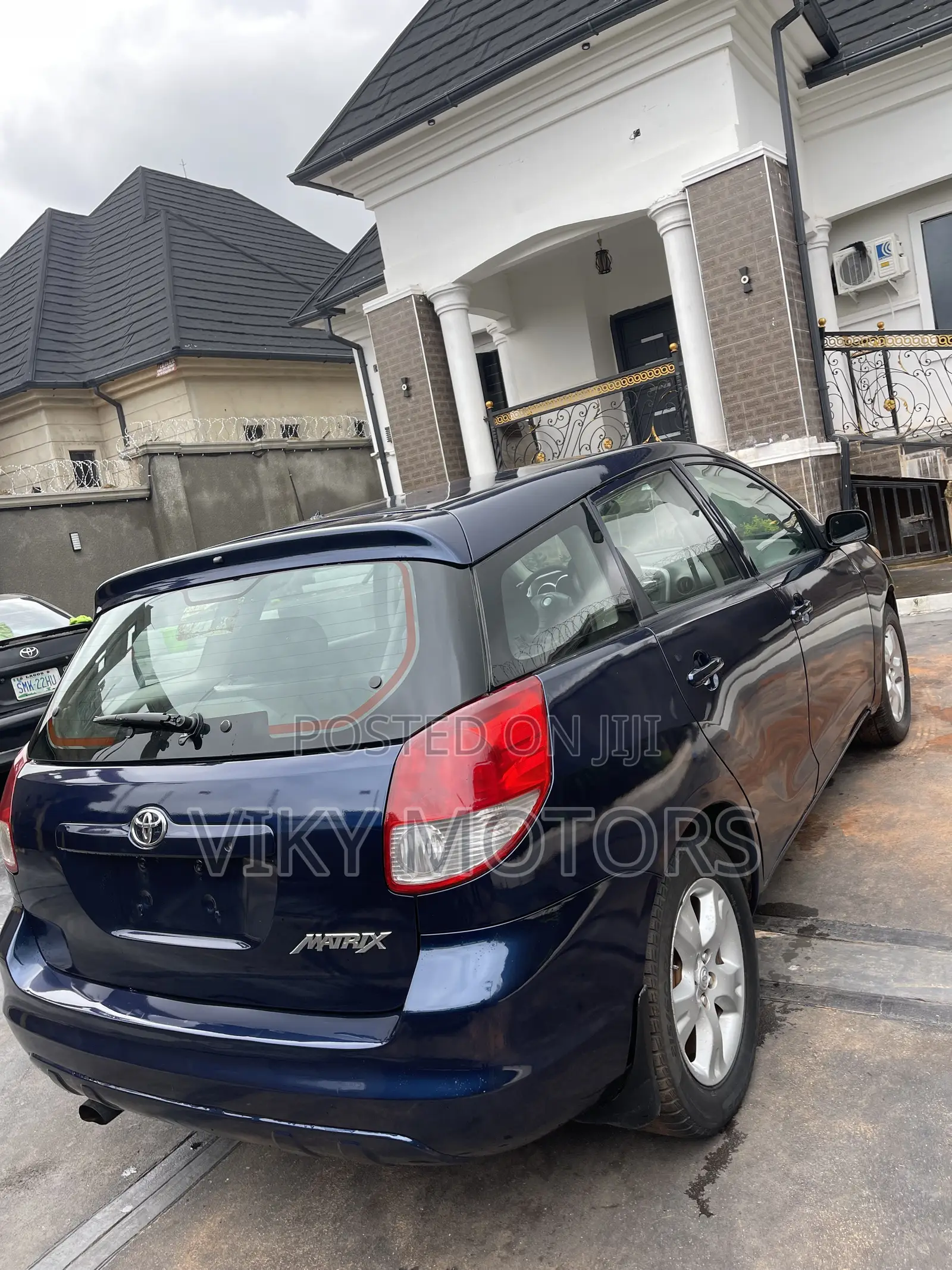 Toyota Matrix XR Hatchback AWD (1.8L 4cyl 4A) 2004 Blue