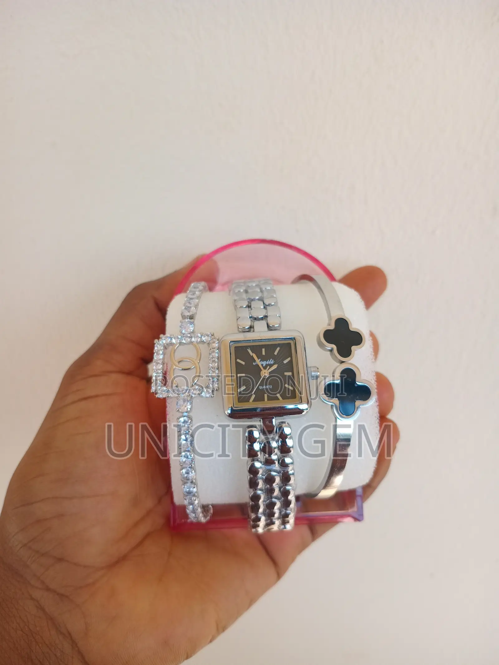 Female Wristwatch With Bracelet + Bangles