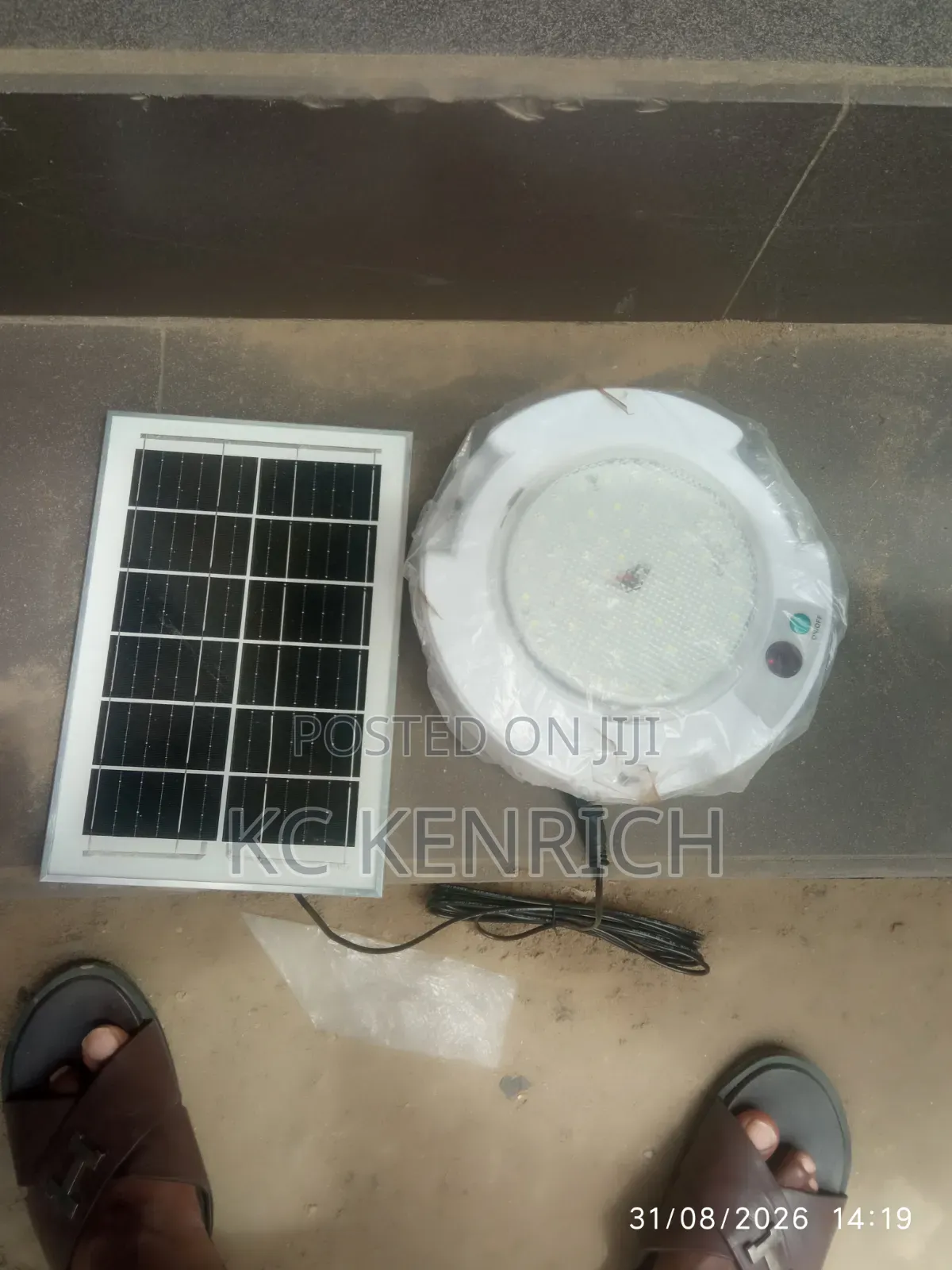 Solar Ceiling Light With Panel