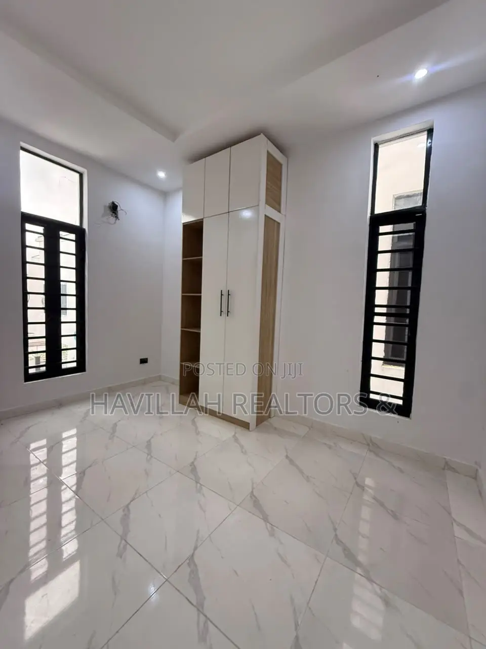 Furnished 4bdrm Duplex in Sangotedo for sale